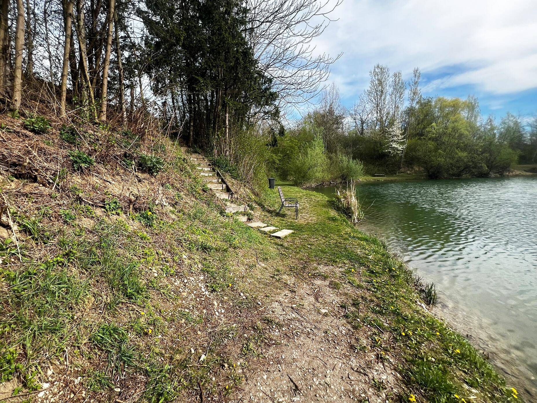 Weg um den See/Teich