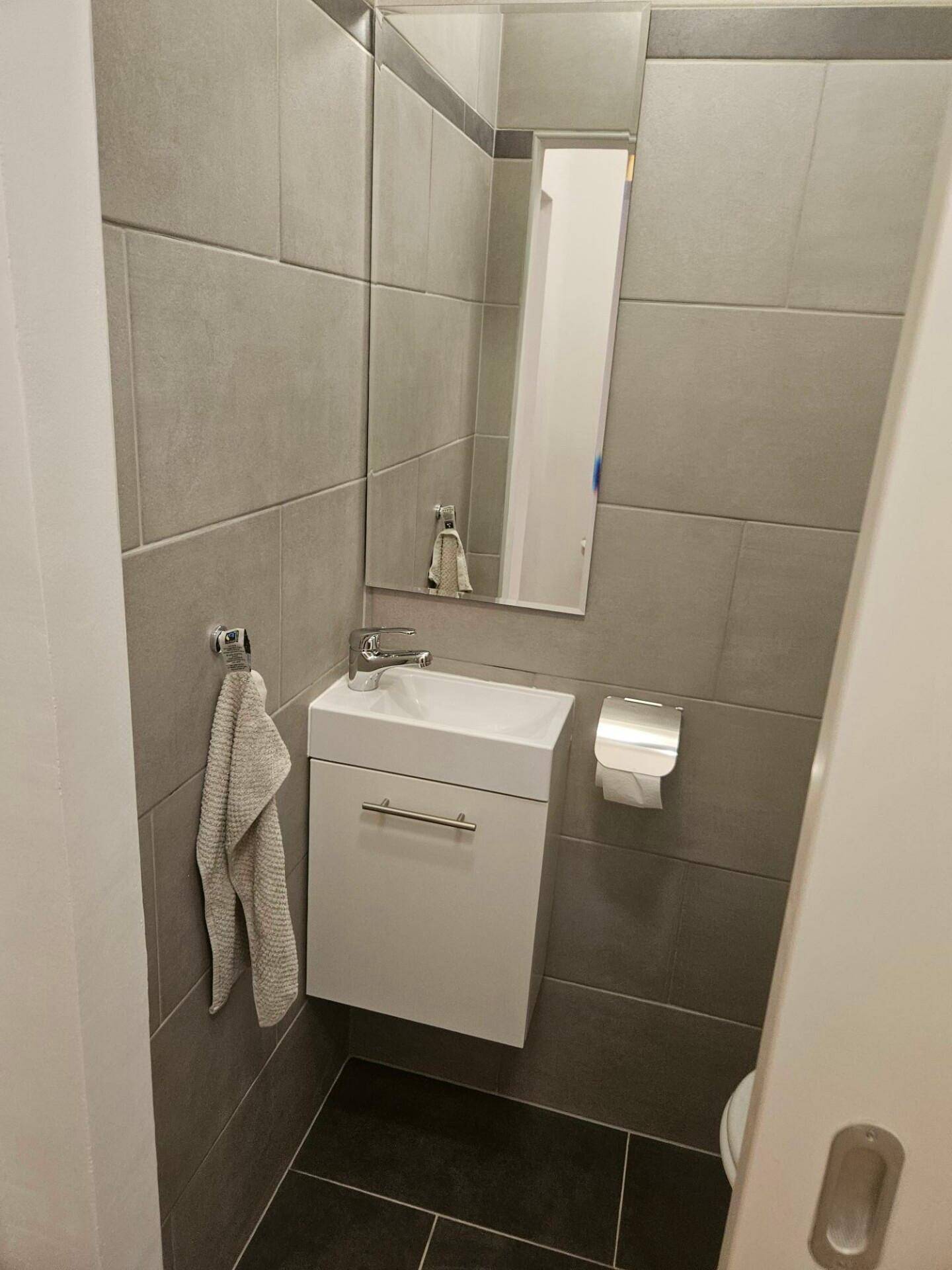 WC Handwaschbecken