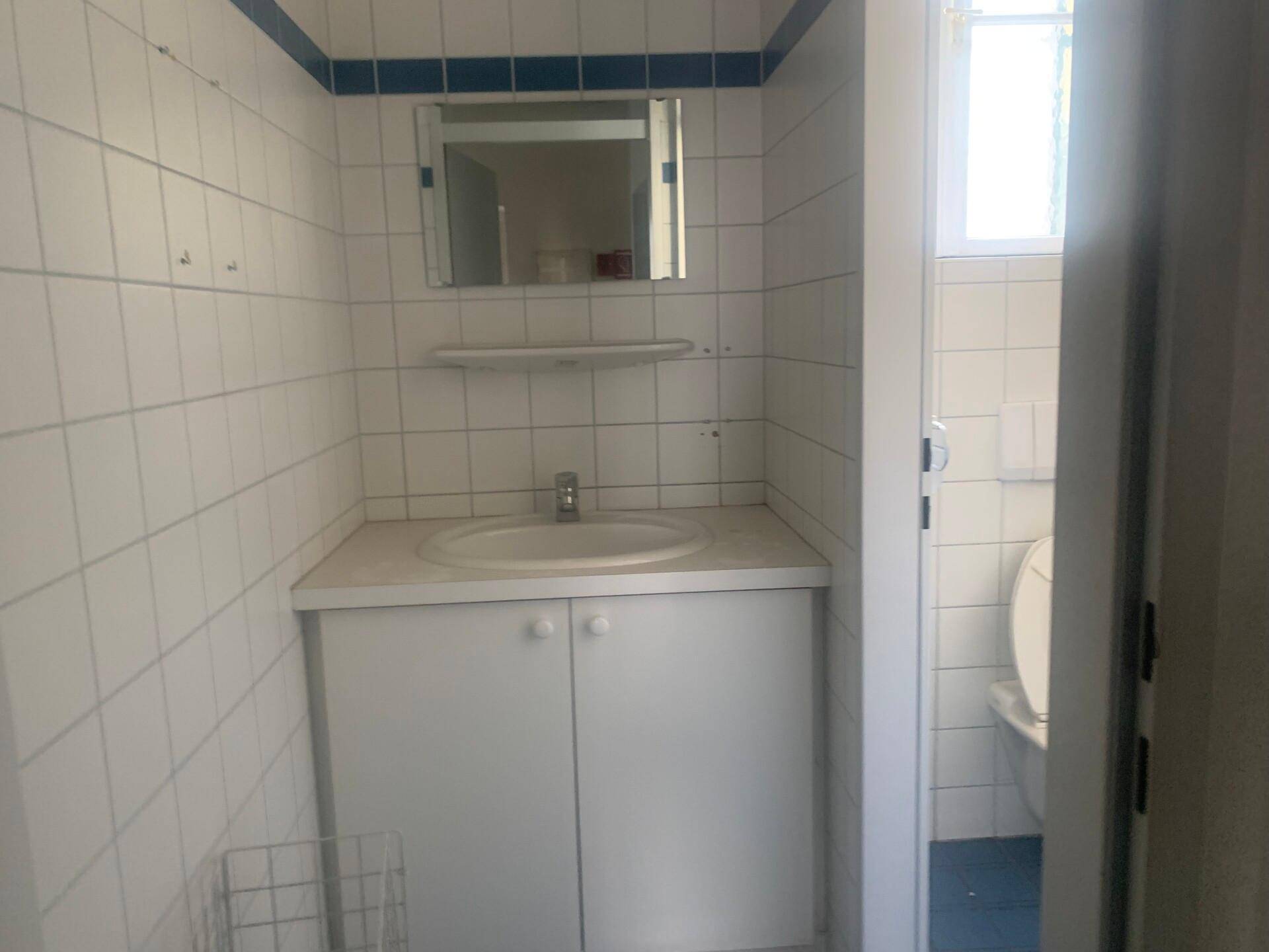 2 WC