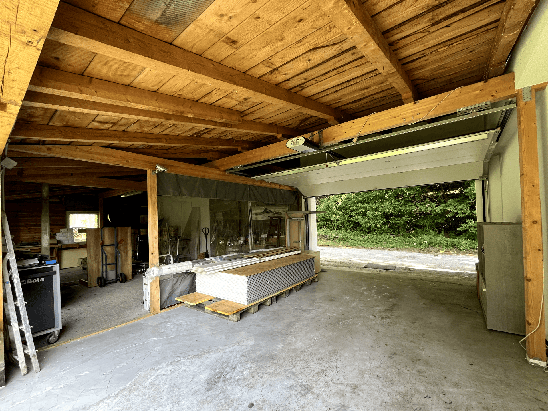 Nebengebäude/Garage