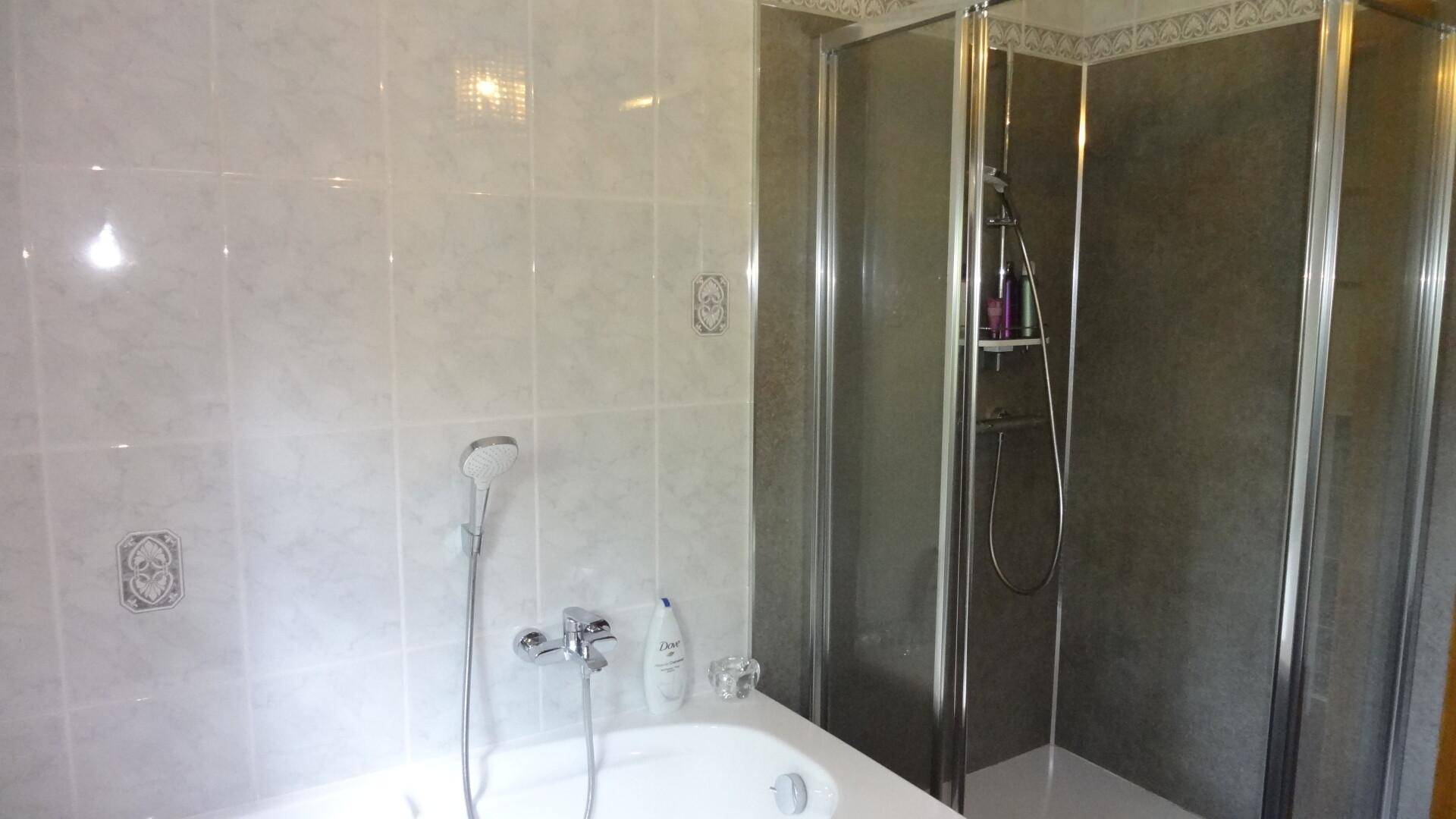 Badezimmer EG