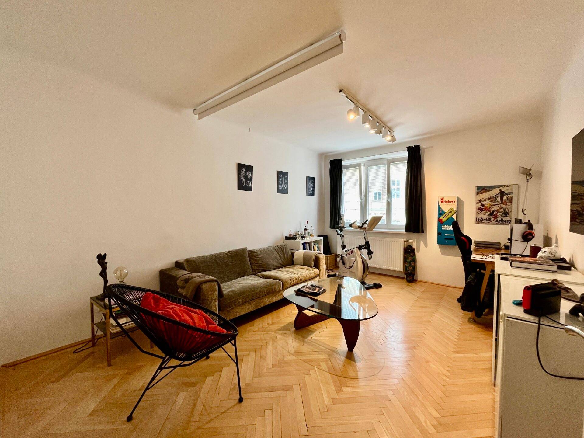 Wohnzimmer Bild 2