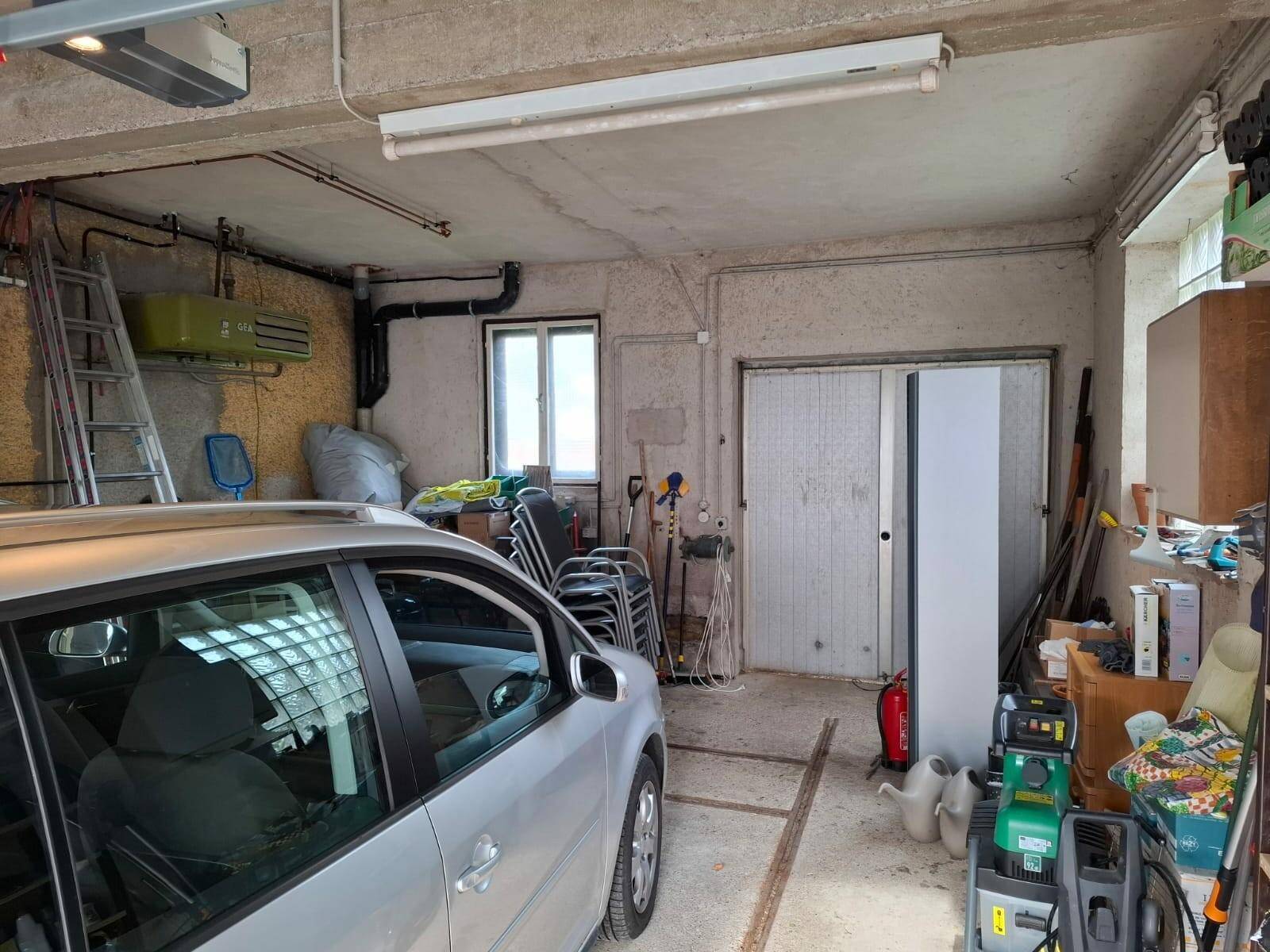 Garage / Werkstatt