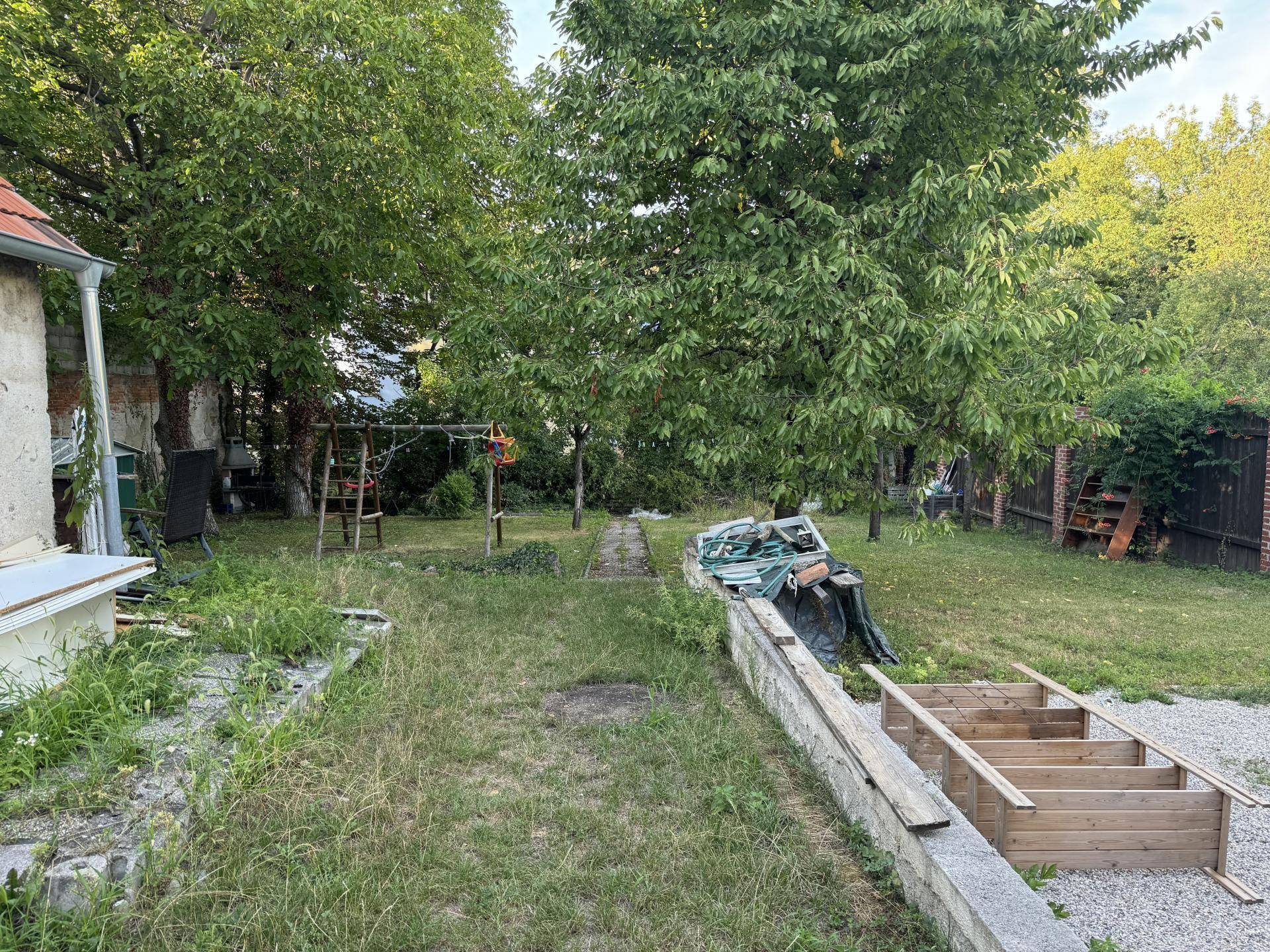 wunderschöner Gemeinschaftsgarten Richtung Stadtpark