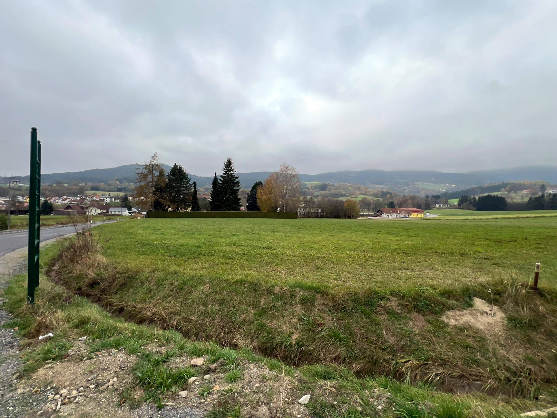 Bodenaufnahme - Blick auf Grundstück