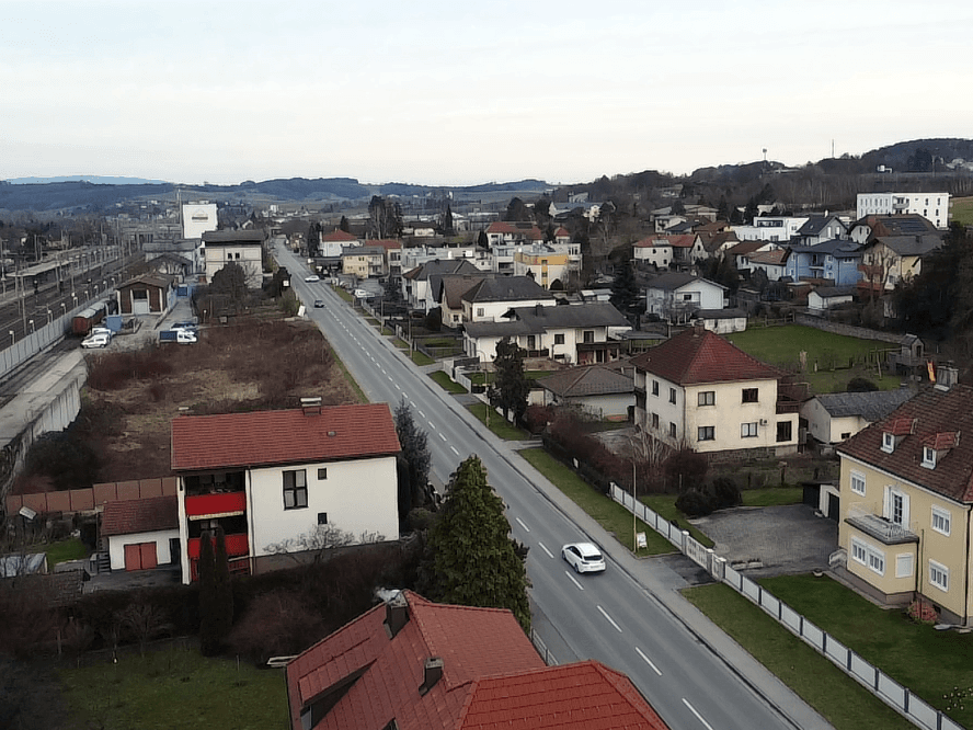 Blick auf Kemmelbach via Drohne