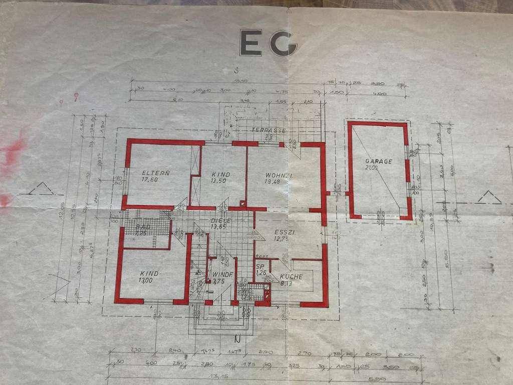 EG