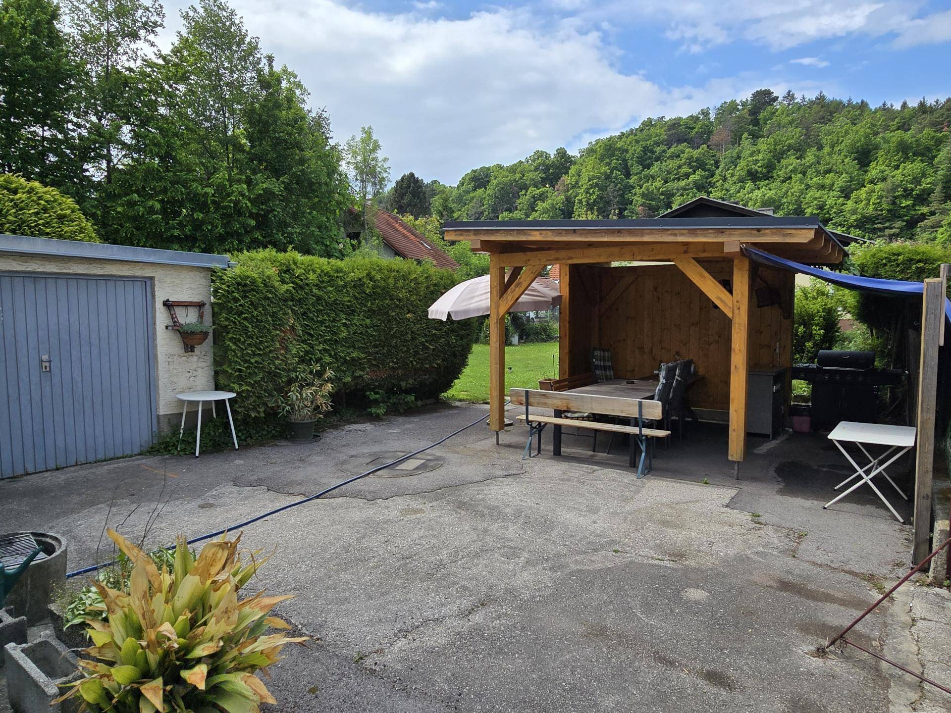 überdachte Terrasse