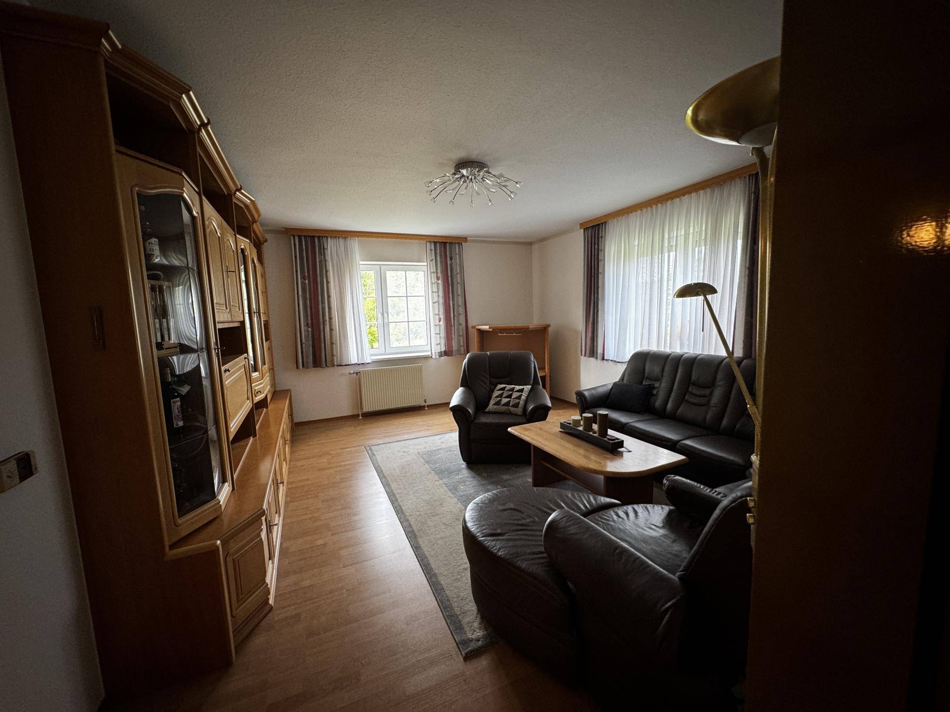 großes Wohnzimmer