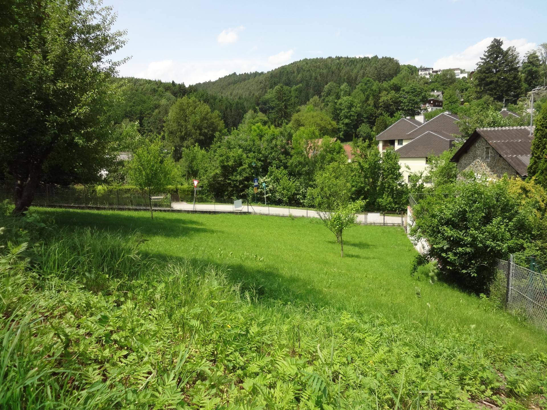 Grundstück