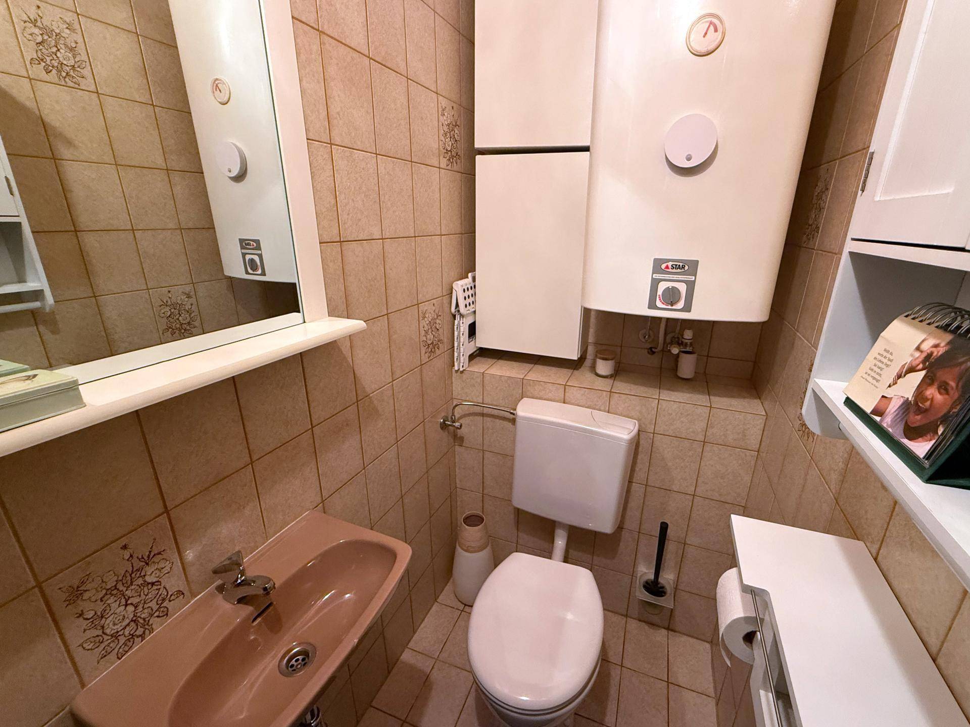 Separate Toilette