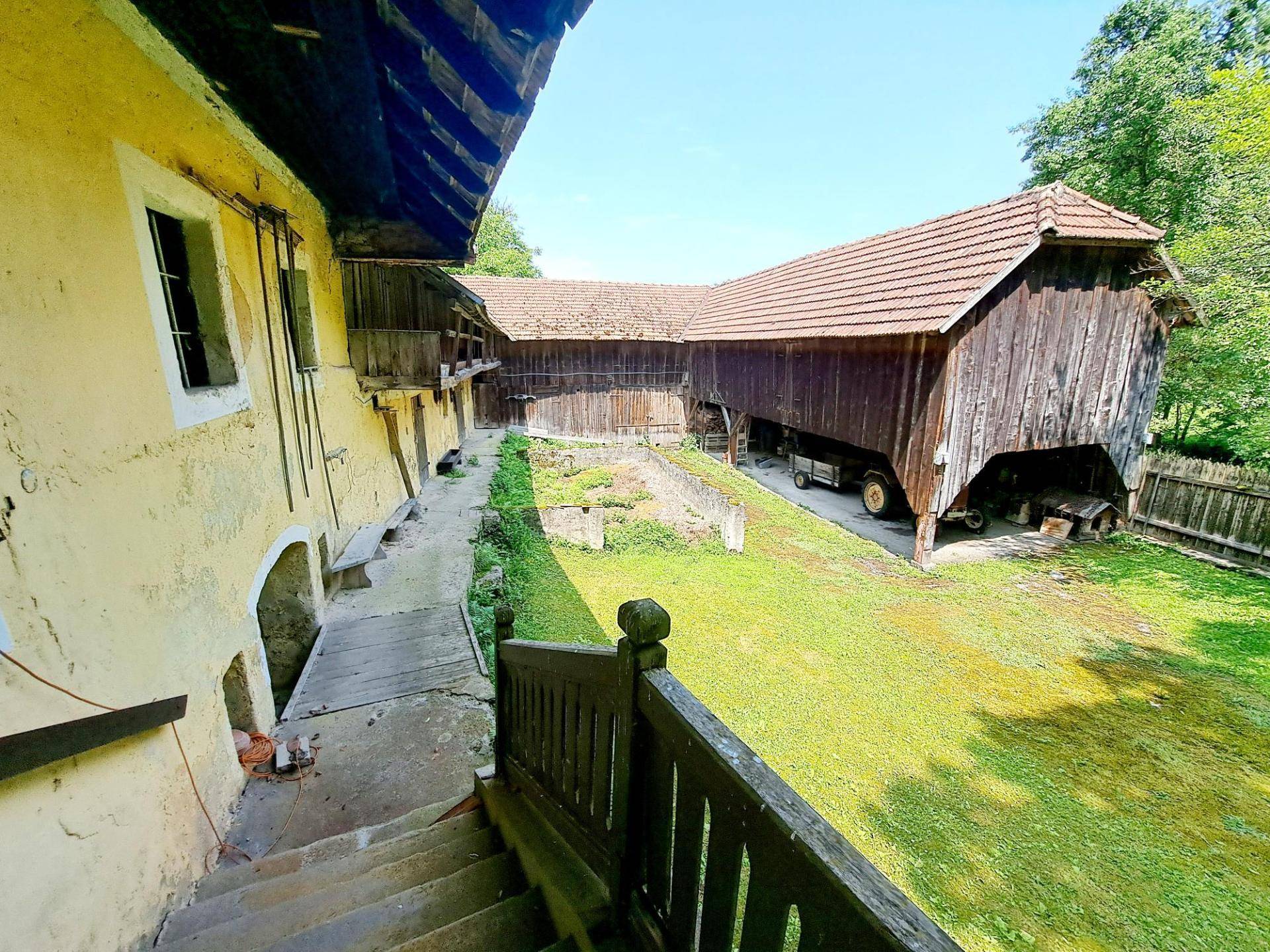 Innenhof II