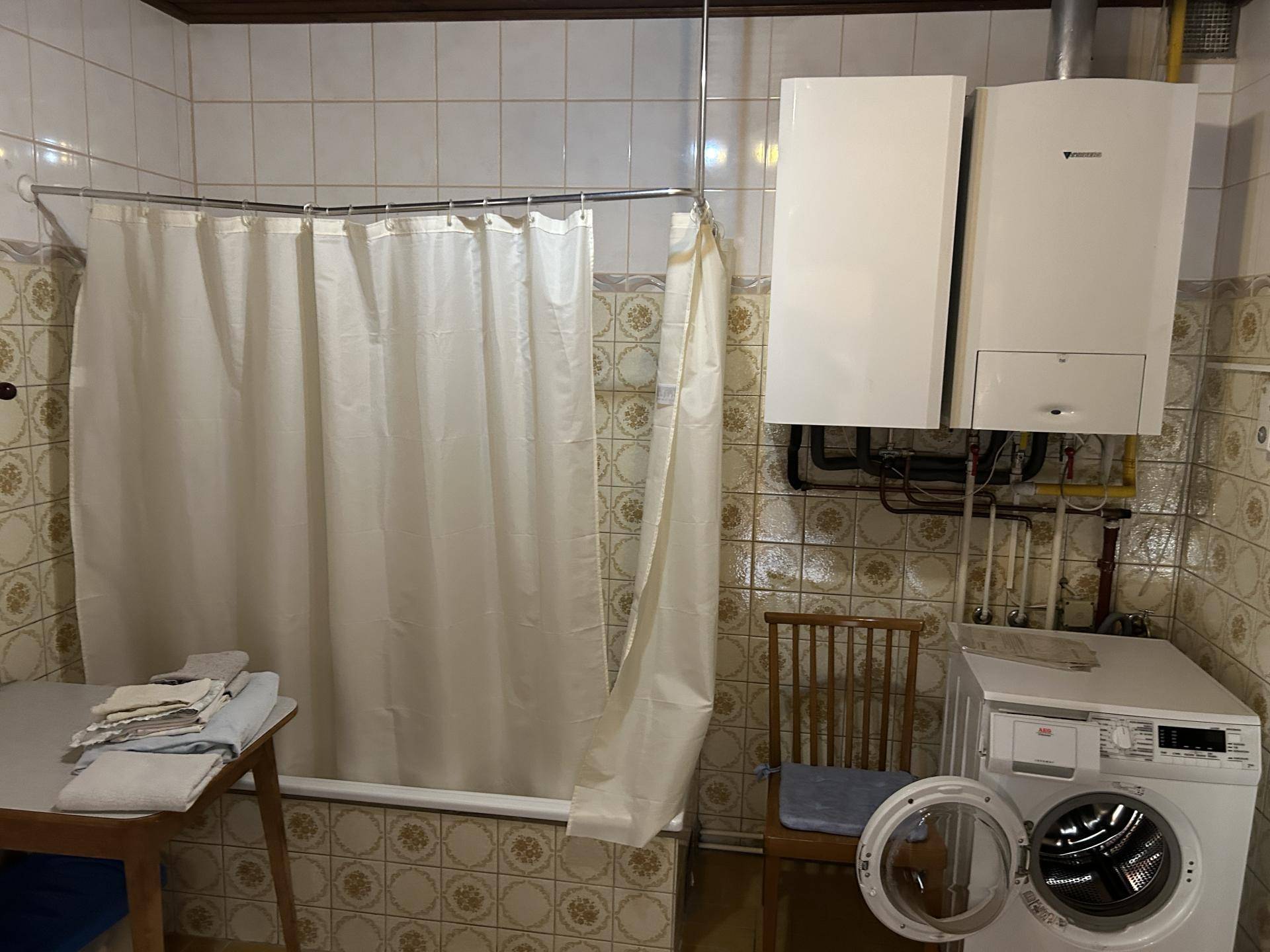 Bad WC 2