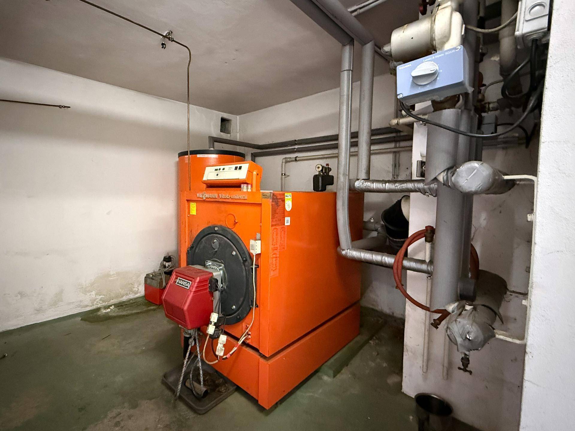 Technikraum im Keller