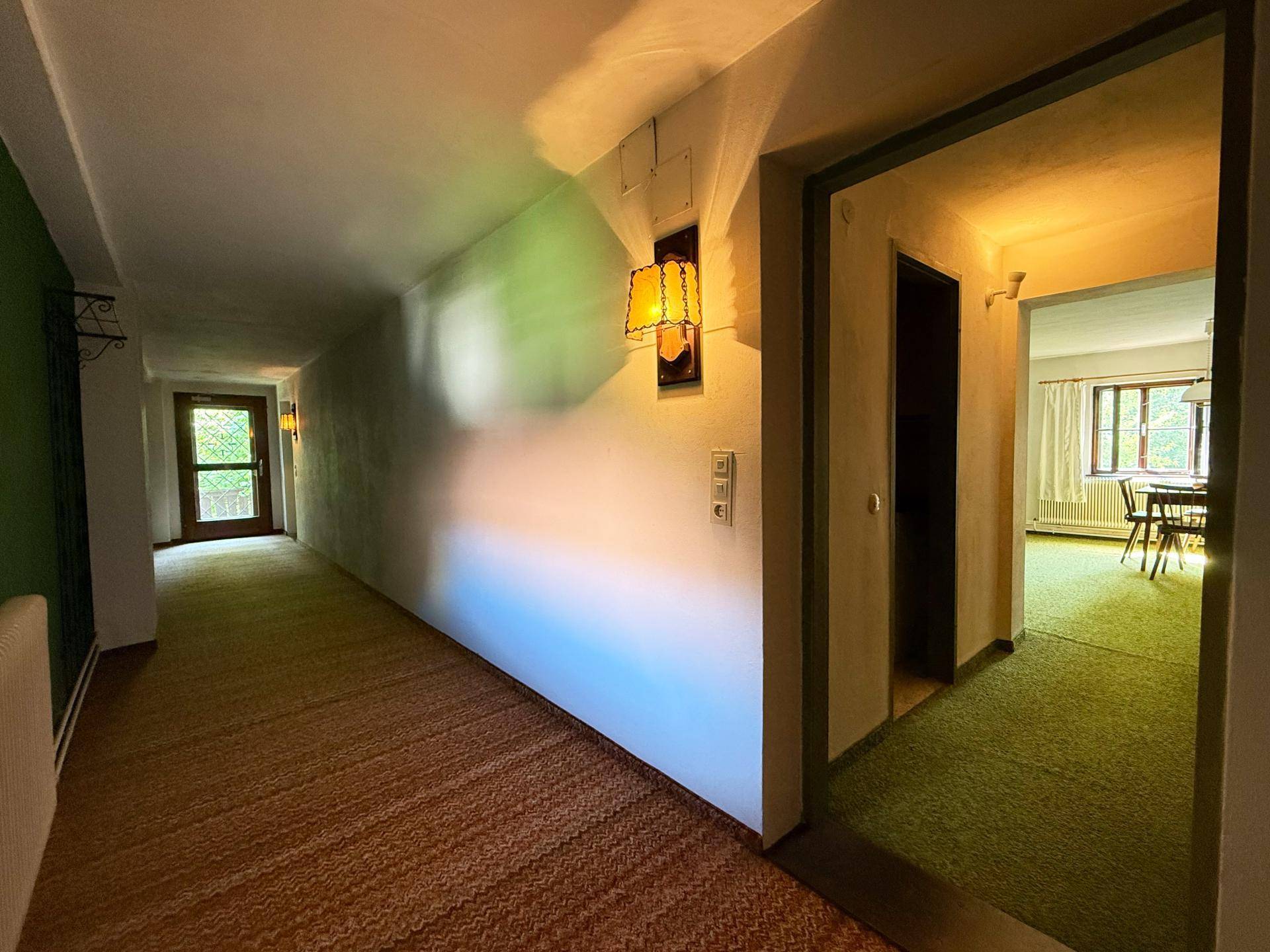 OG Gang zu Gästewohnung 2 & 3