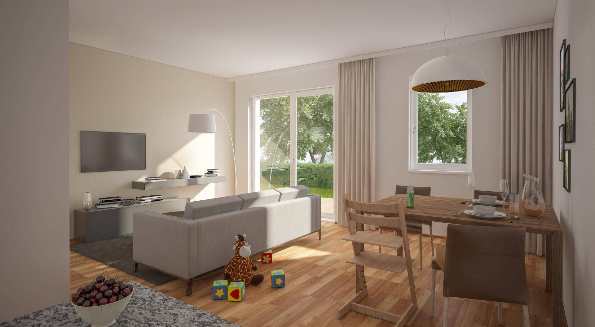 Helles Wohn-Esszimmer mit Holzboden, modernen Möbeln und großen Fenstern mit Blick ins Grüne.