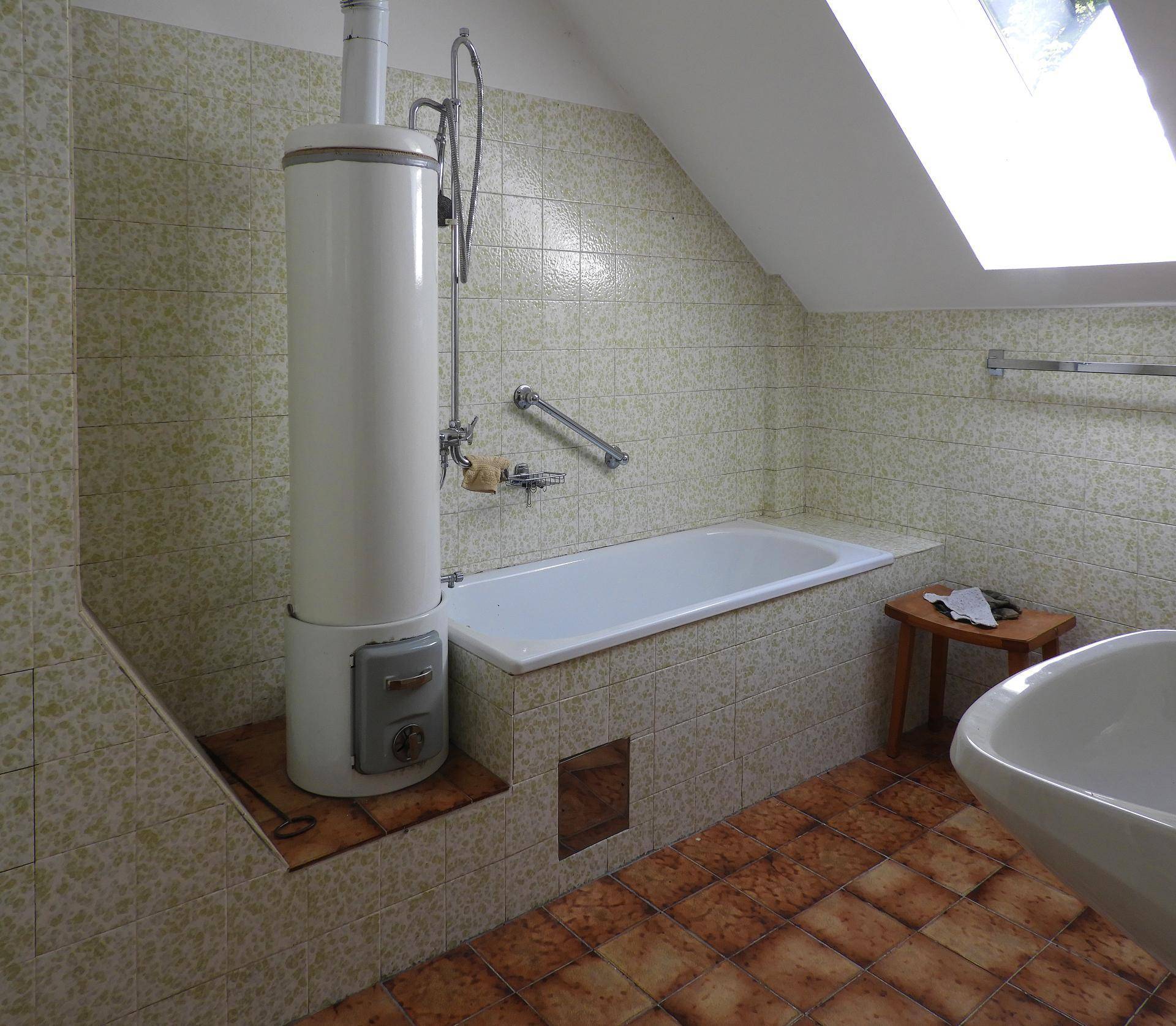 Nostalgie BadezimmerOG 01