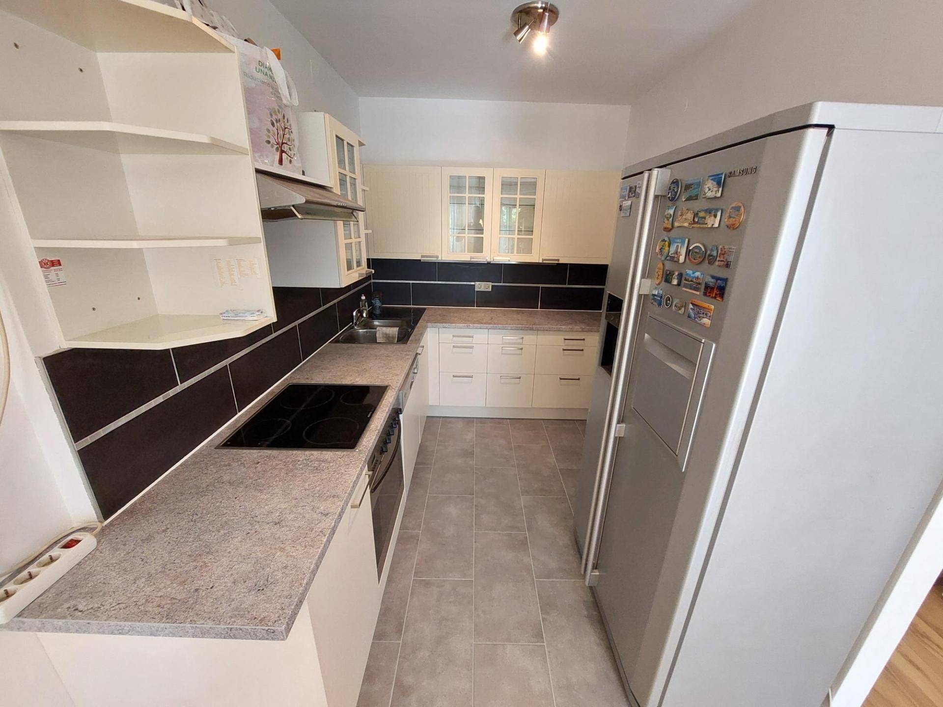 Küchenansicht vom Wohnzimmer