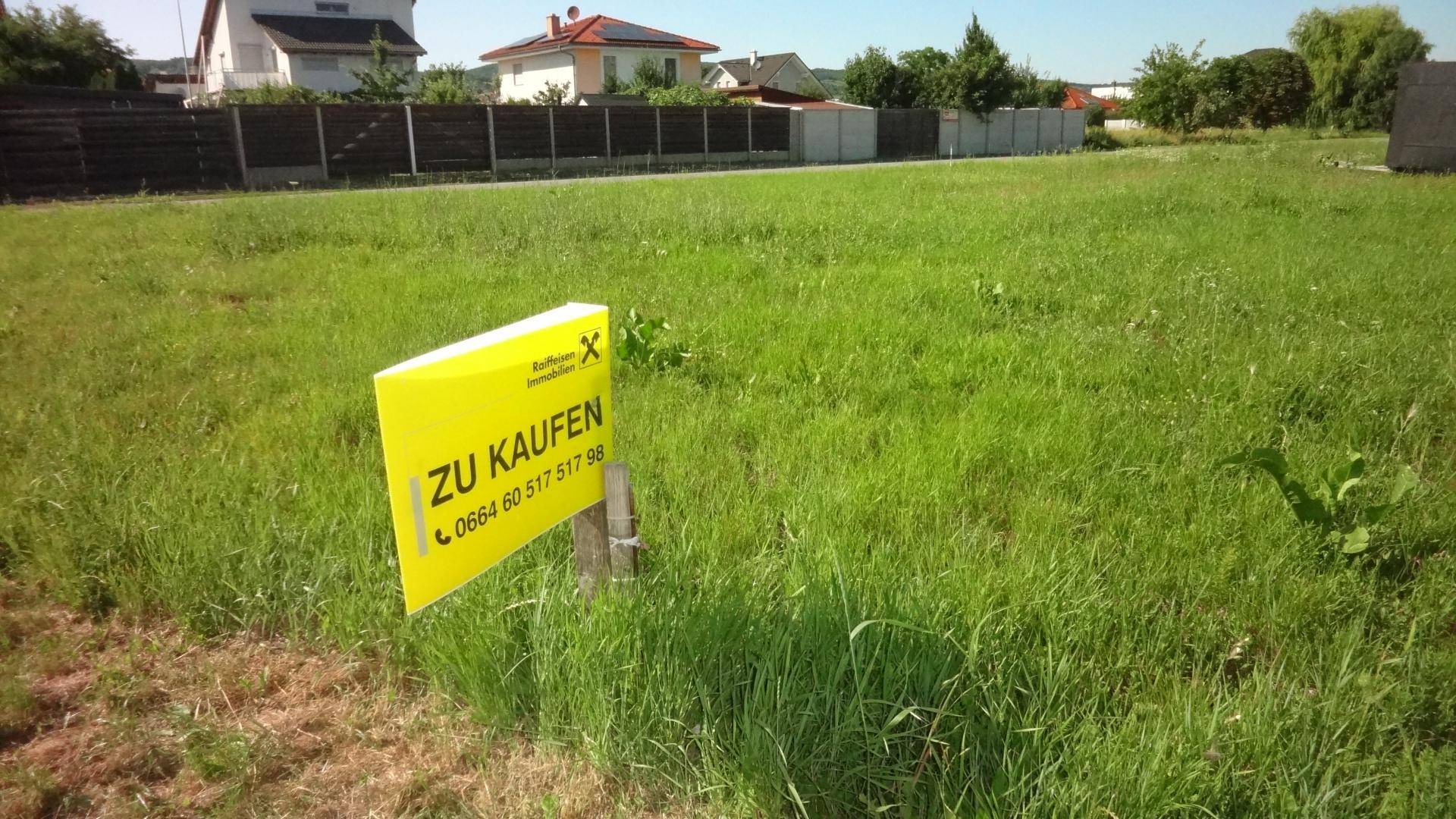 Grundstück
