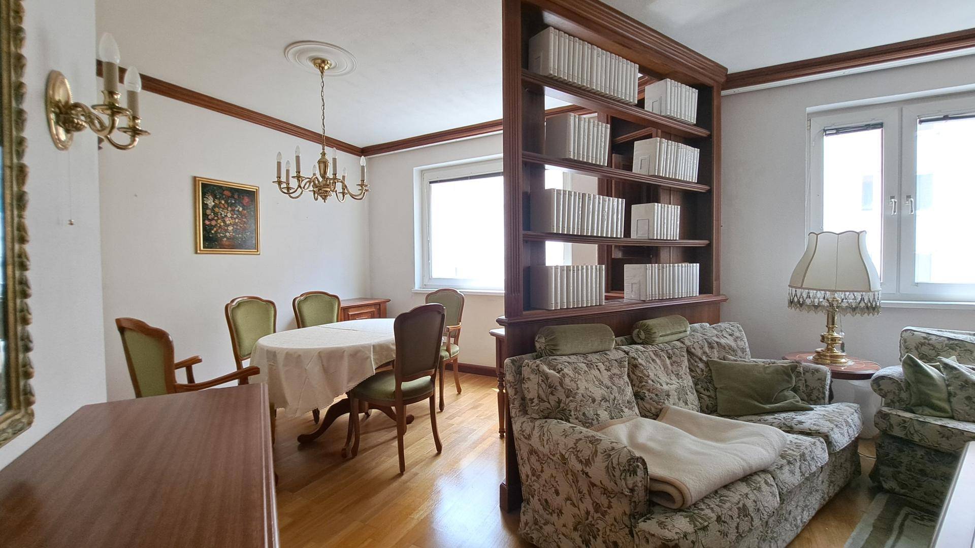 Wohnzimmer Bild 4
