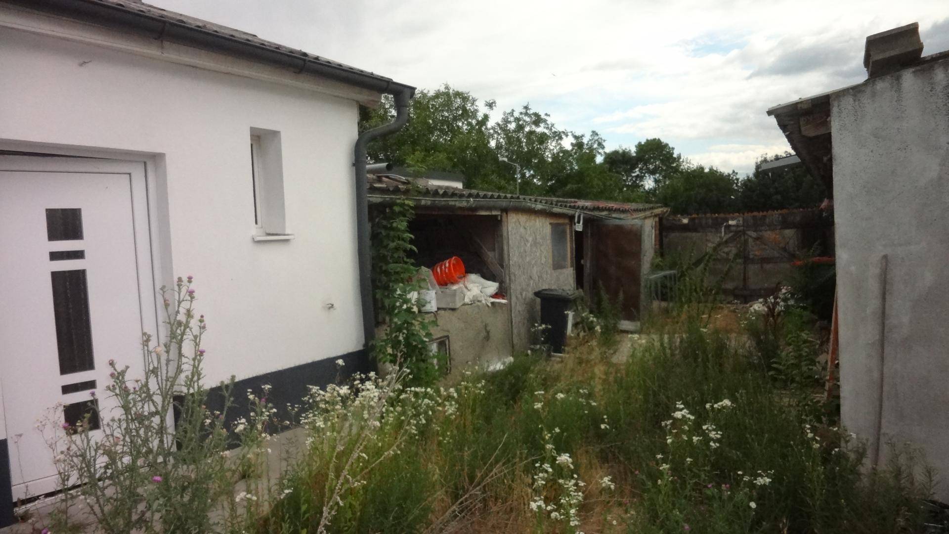 Innenhof mit Garage Rückwärts