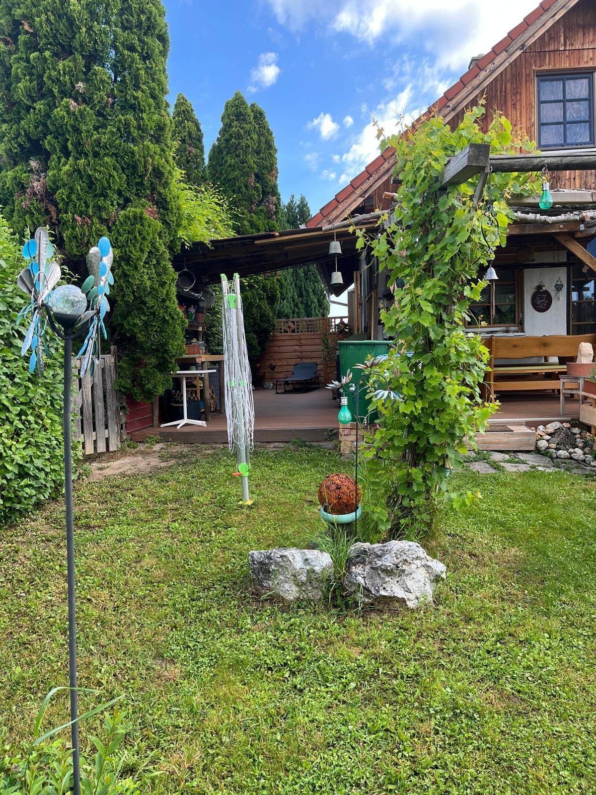 Hausansicht Garten