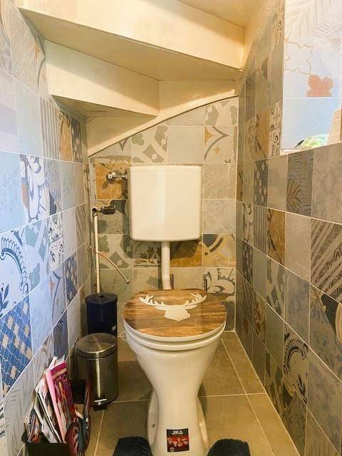 separate Toilette