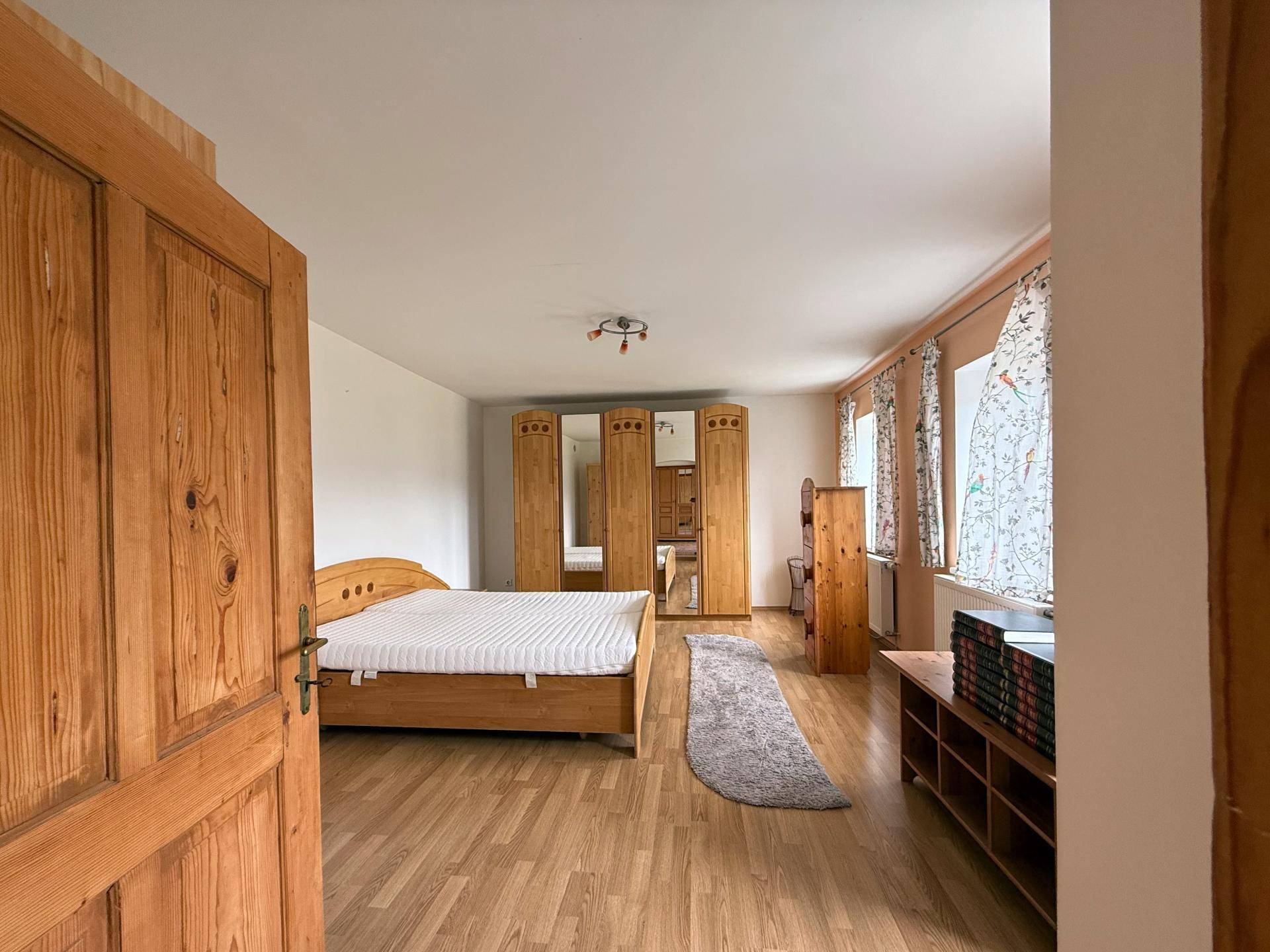 Schlafzimmer OG