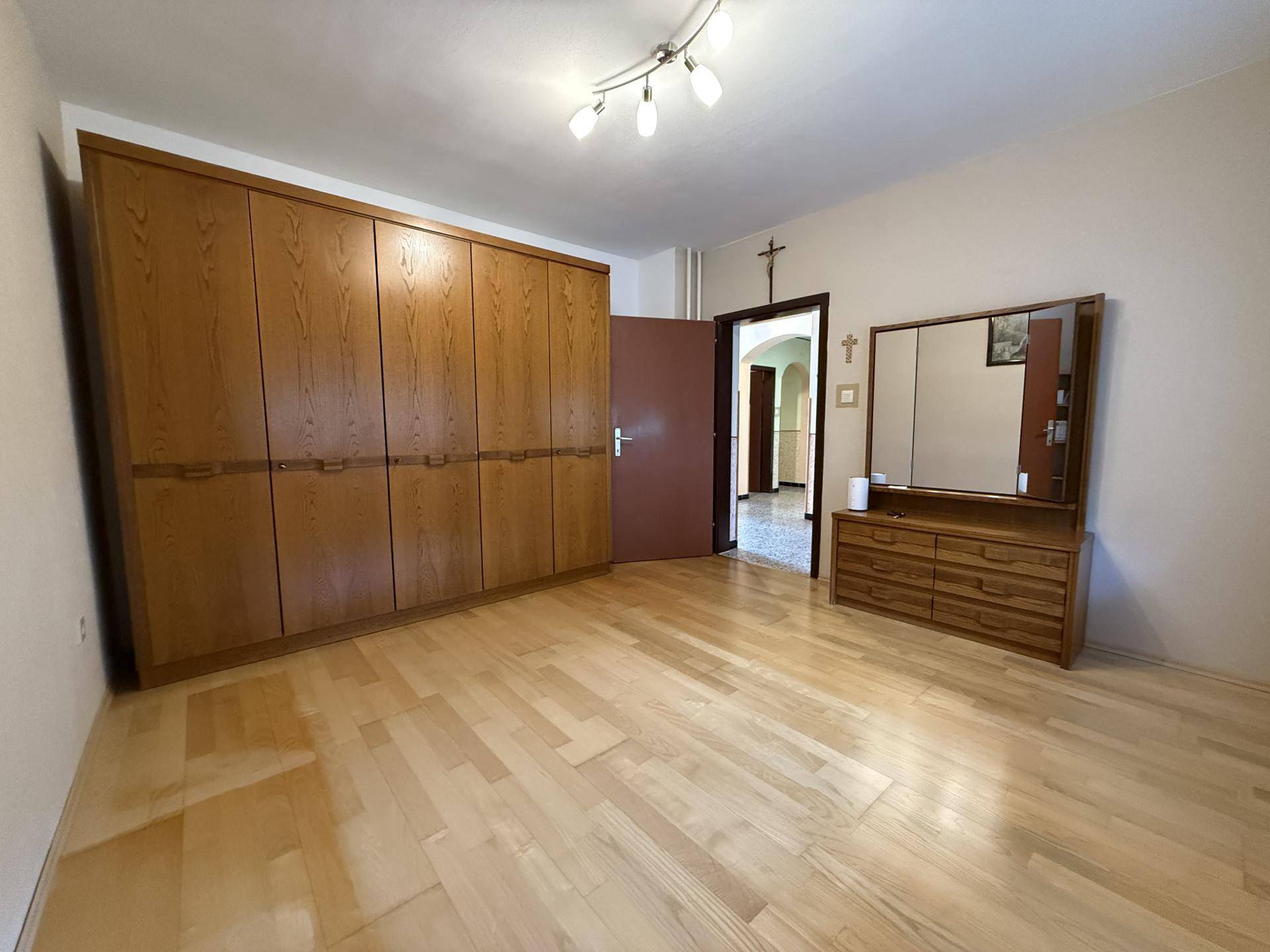 EG: Zimmer 3