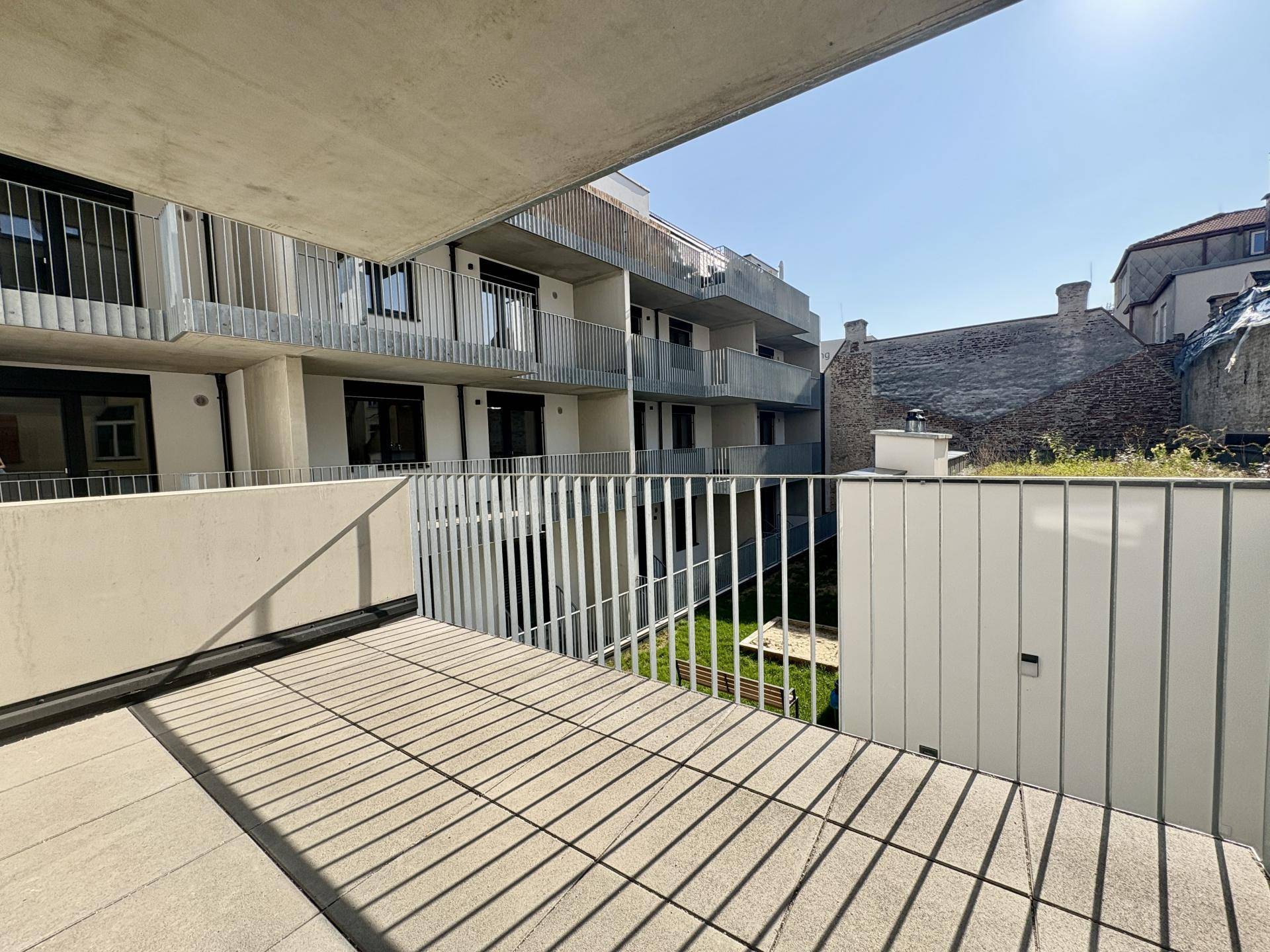 Balkon 1