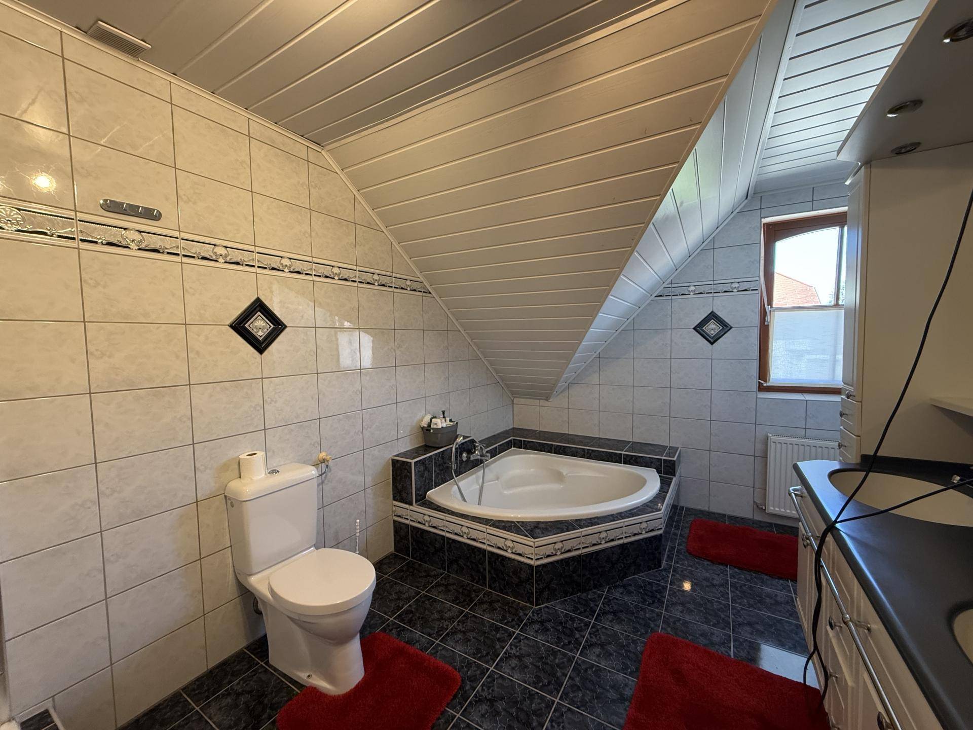 Badezimmer soendurchflutet