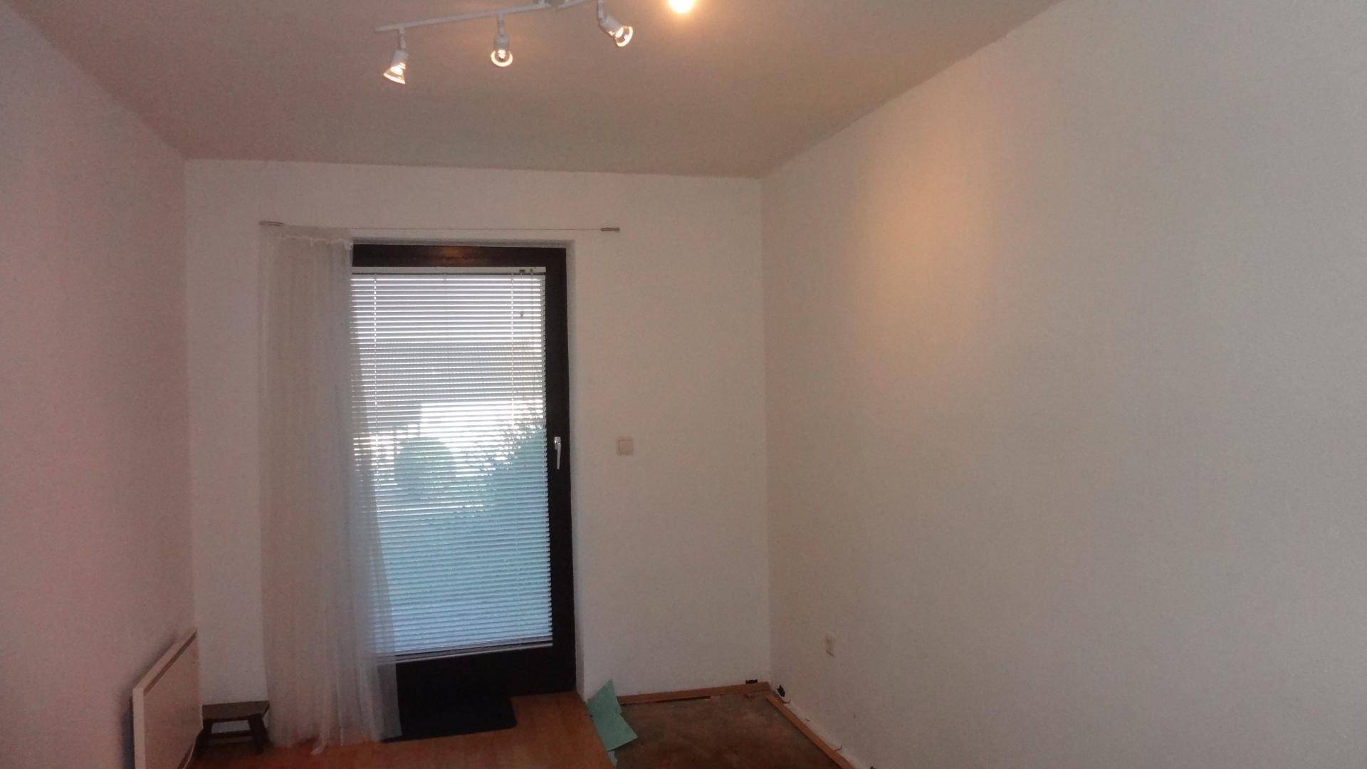 Zimmer 1 EG Haus 1