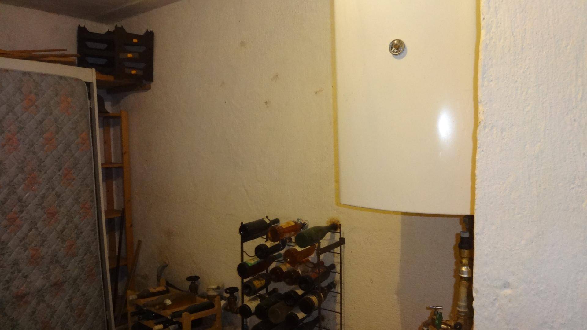 Keller Haus 1