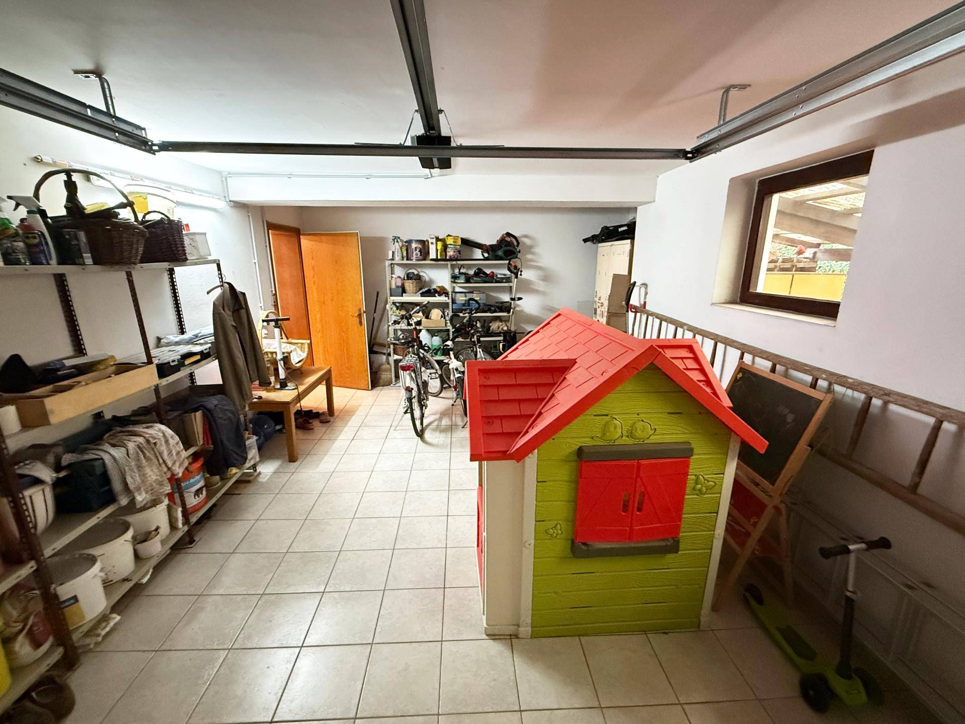 EG Garage
