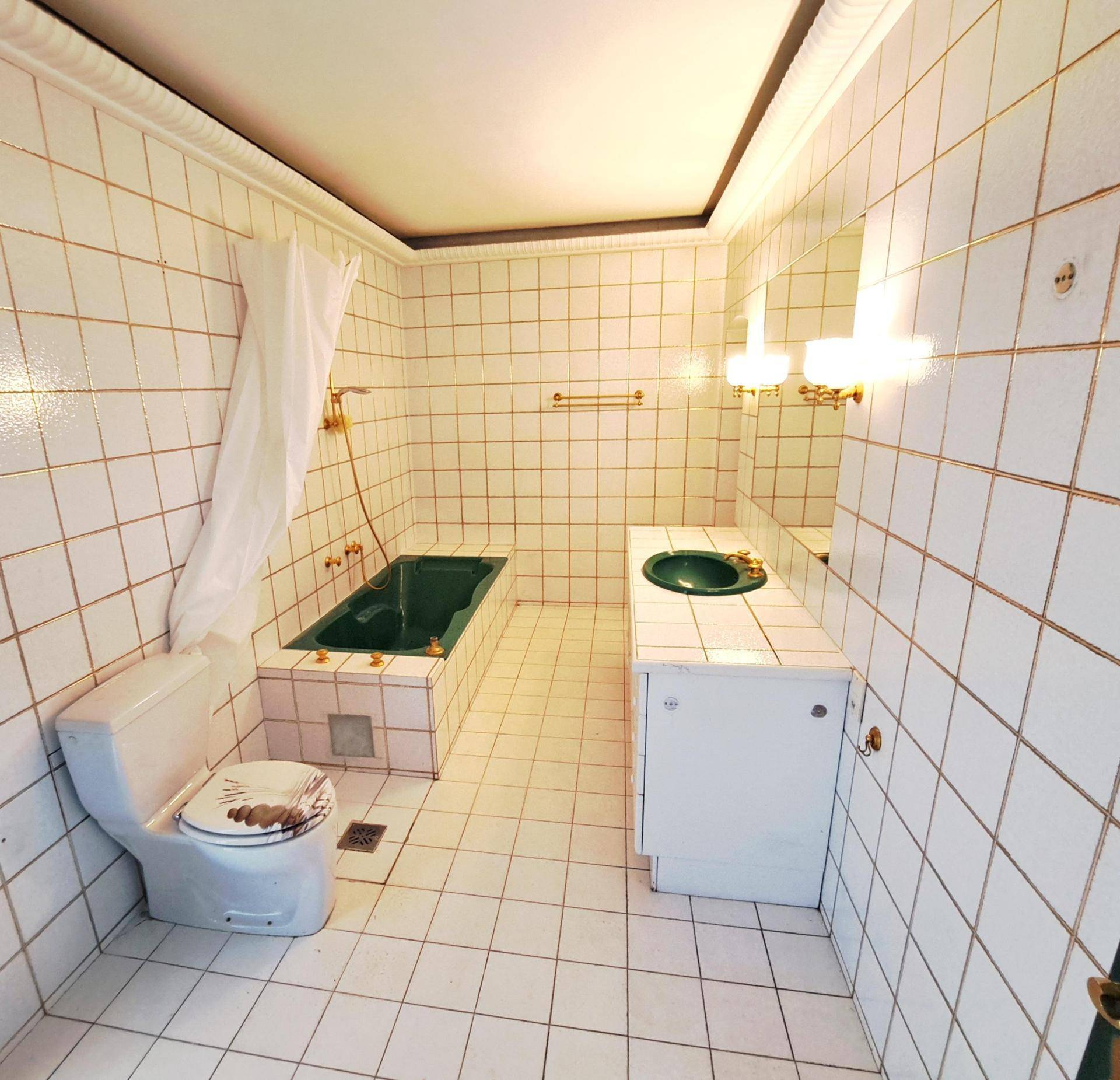 OG 2. Badezimmer I
