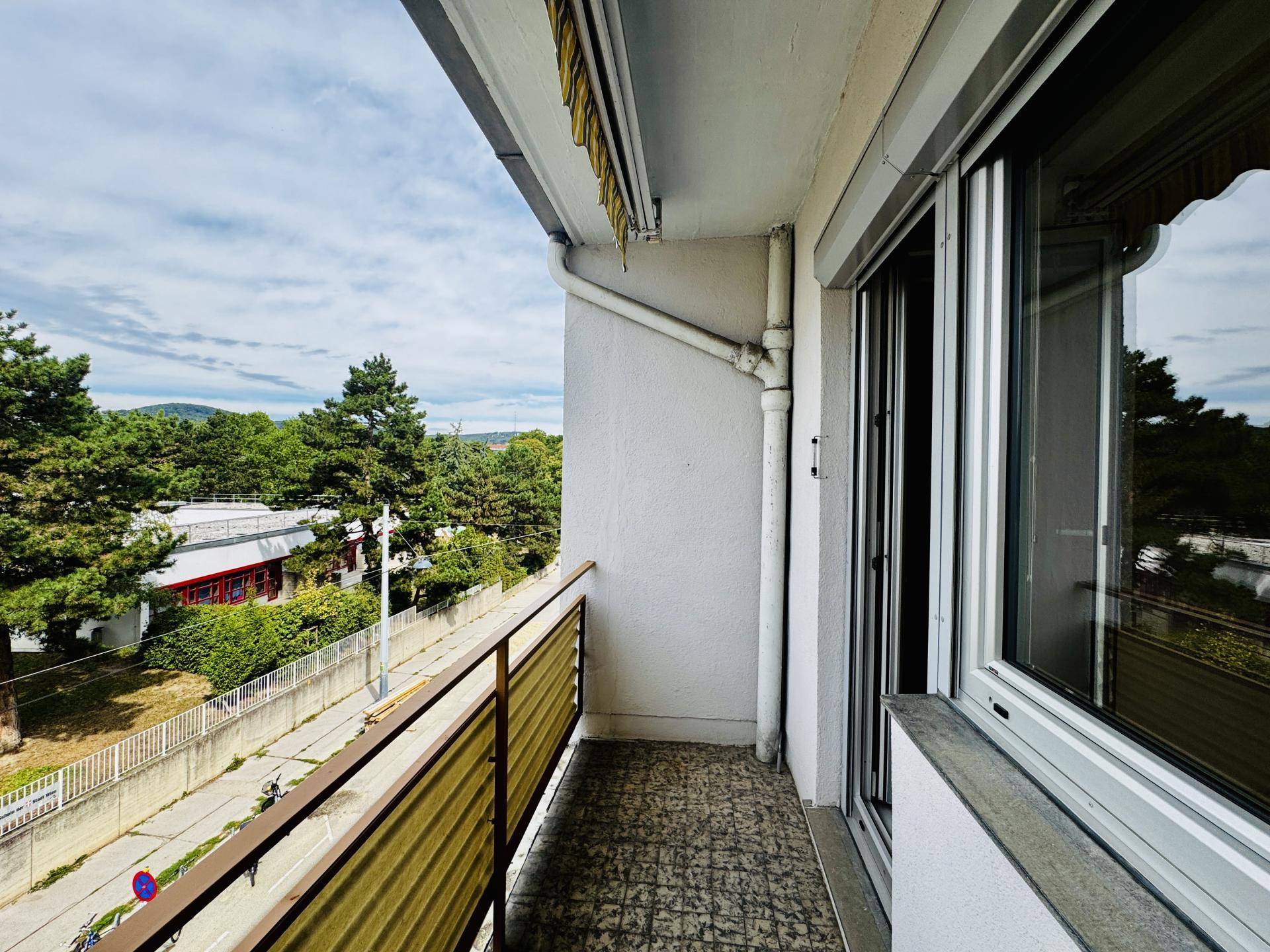 Loggia 1