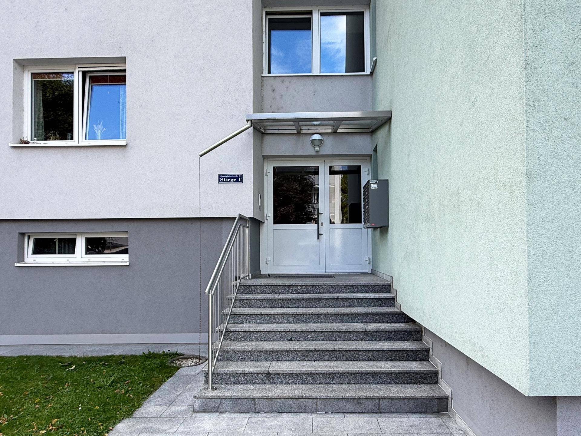 Eingangsbereich Stiege 1 WHA