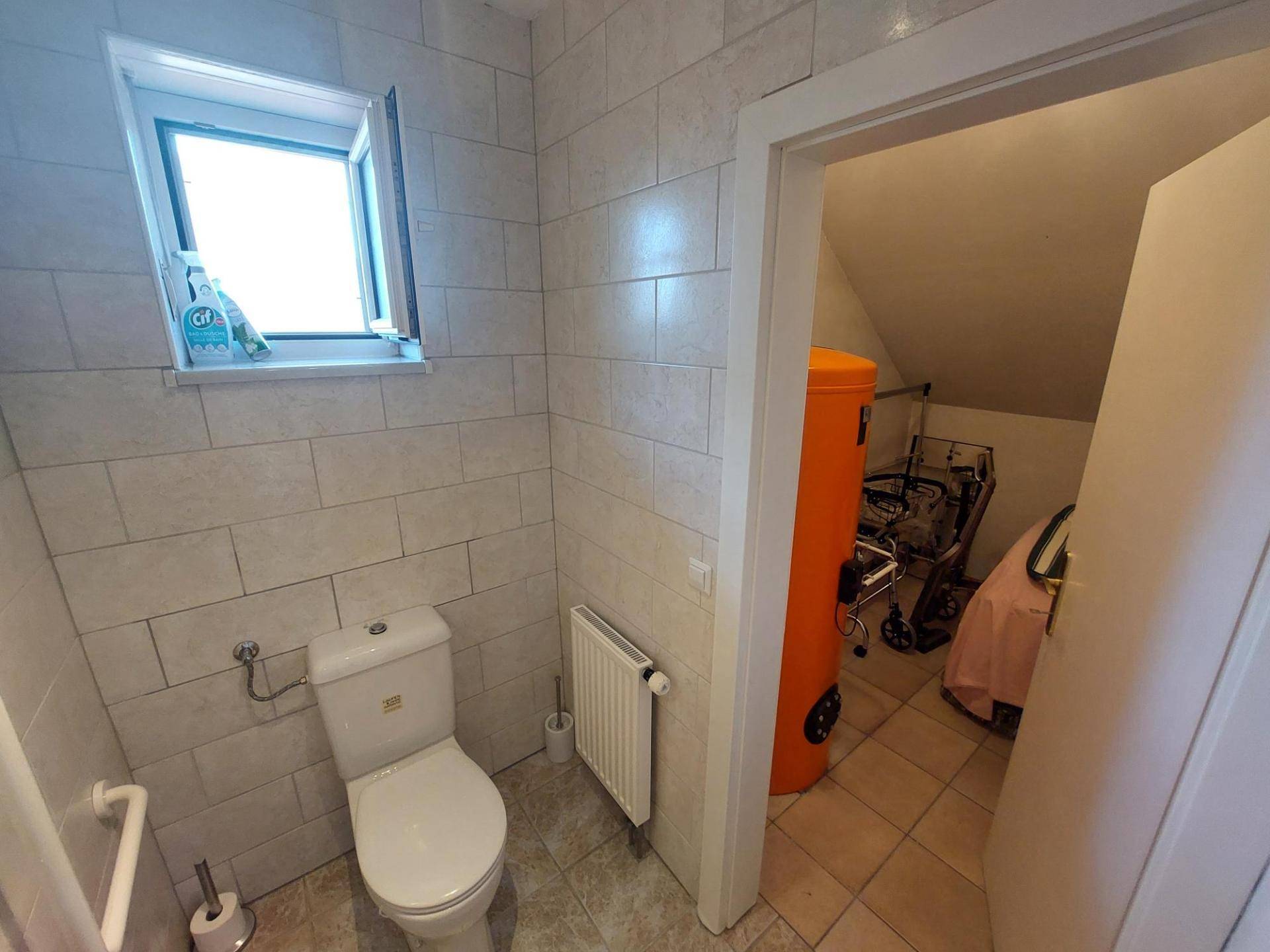 extra WC