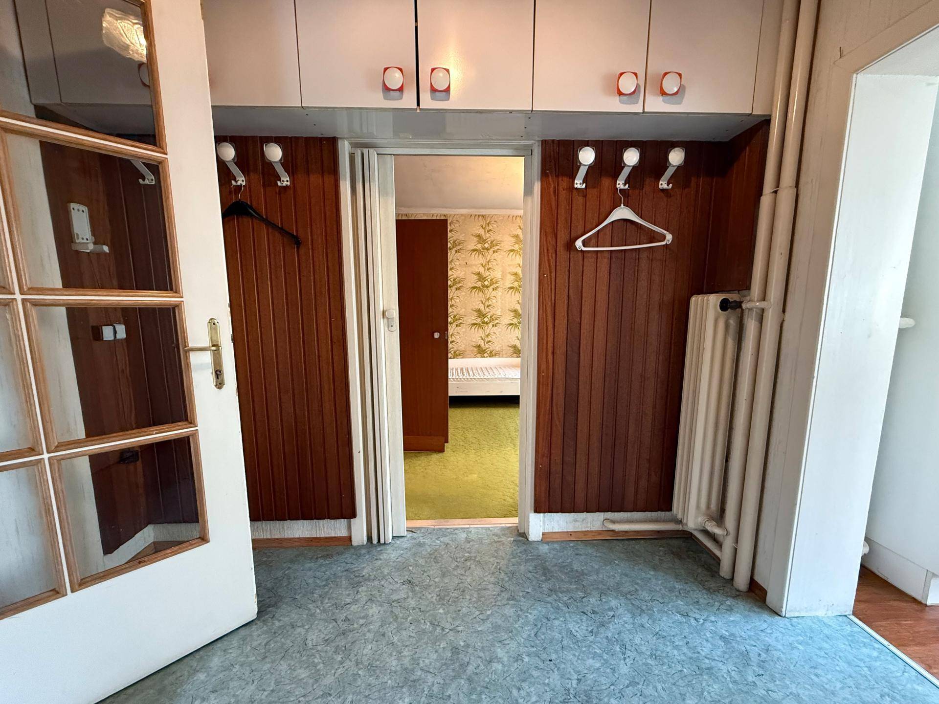 Gang zu Wohn- & Schlafzimmer