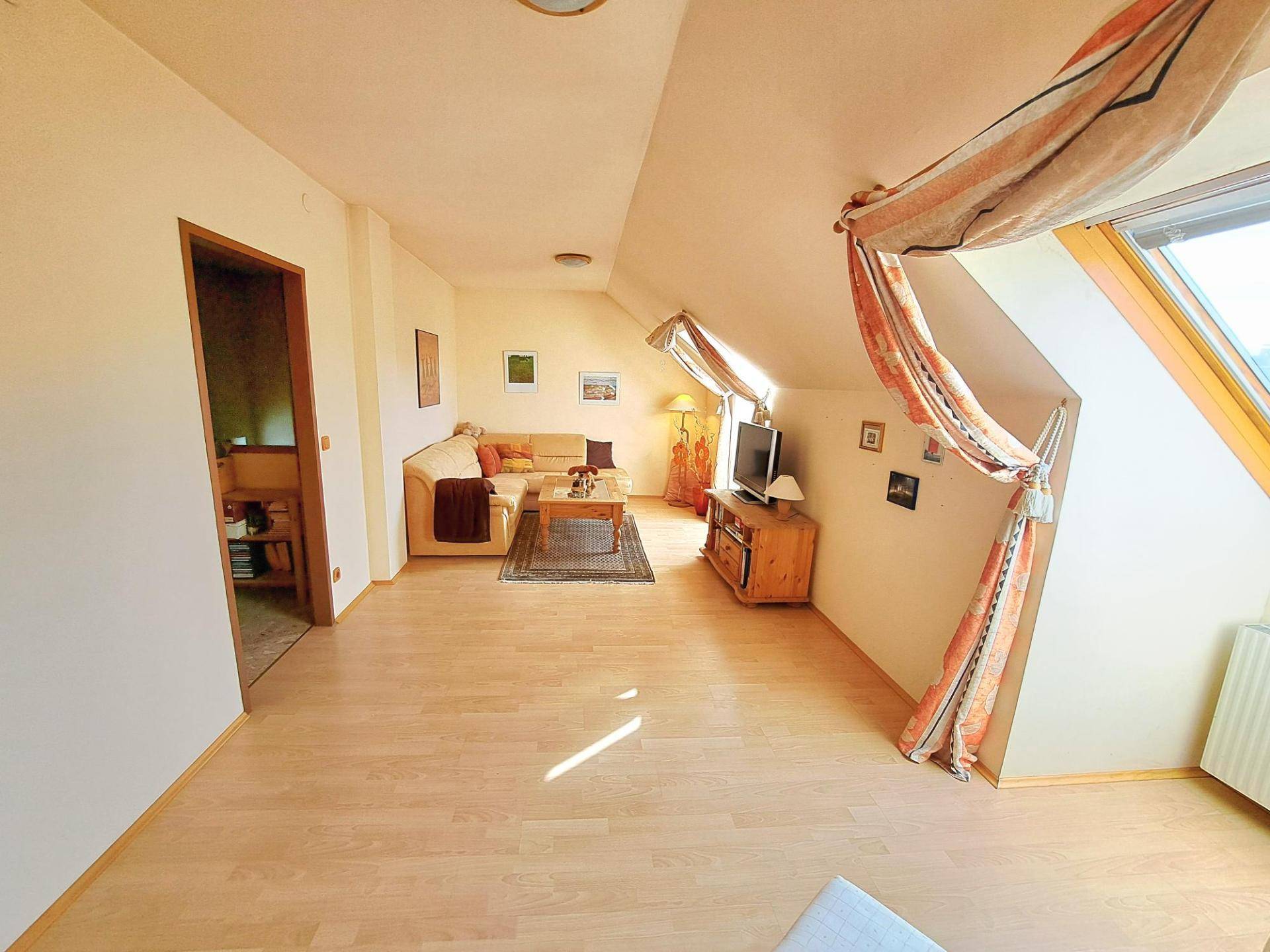 DG 1. Zimmer II