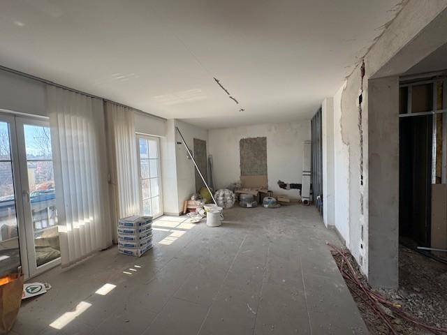 Großzügige Doppelhaushälfte nahe Föhrensee - Mit etwas handwerklichem Geschick zum individuellen Traumhaus - Ansicht 6