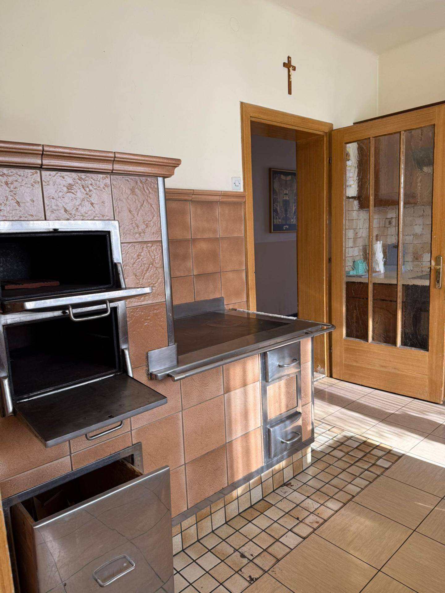 Viel Platz für Familie, Hobby &amp; Fahrzeuge - Wohnhaus mit 2.161 m² Baugrund - Ansicht 6