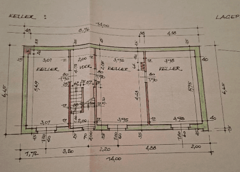 Grundriss des Kellergeschosses mit mehreren Kellerräumen und Treppenaufgang.