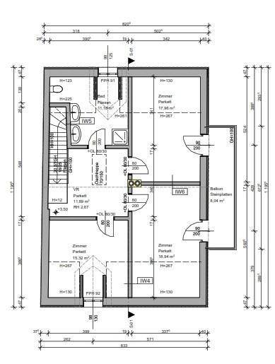 Grundriss des Obergeschosses mit Schlafzimmern, Bad und Balkon, übersichtlich dargestellt und gut aufgeteilt.