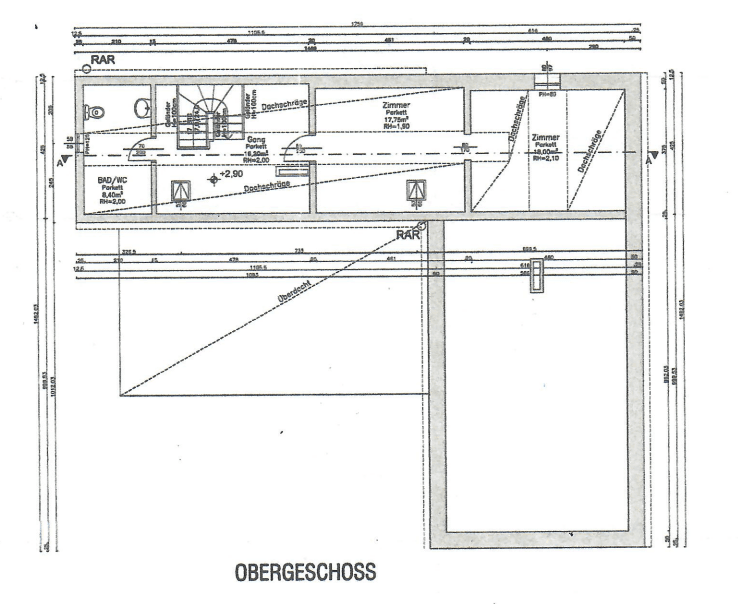 Grundriss des Obergeschosses mit Zimmern, Bad/WC und Dachschrägen.