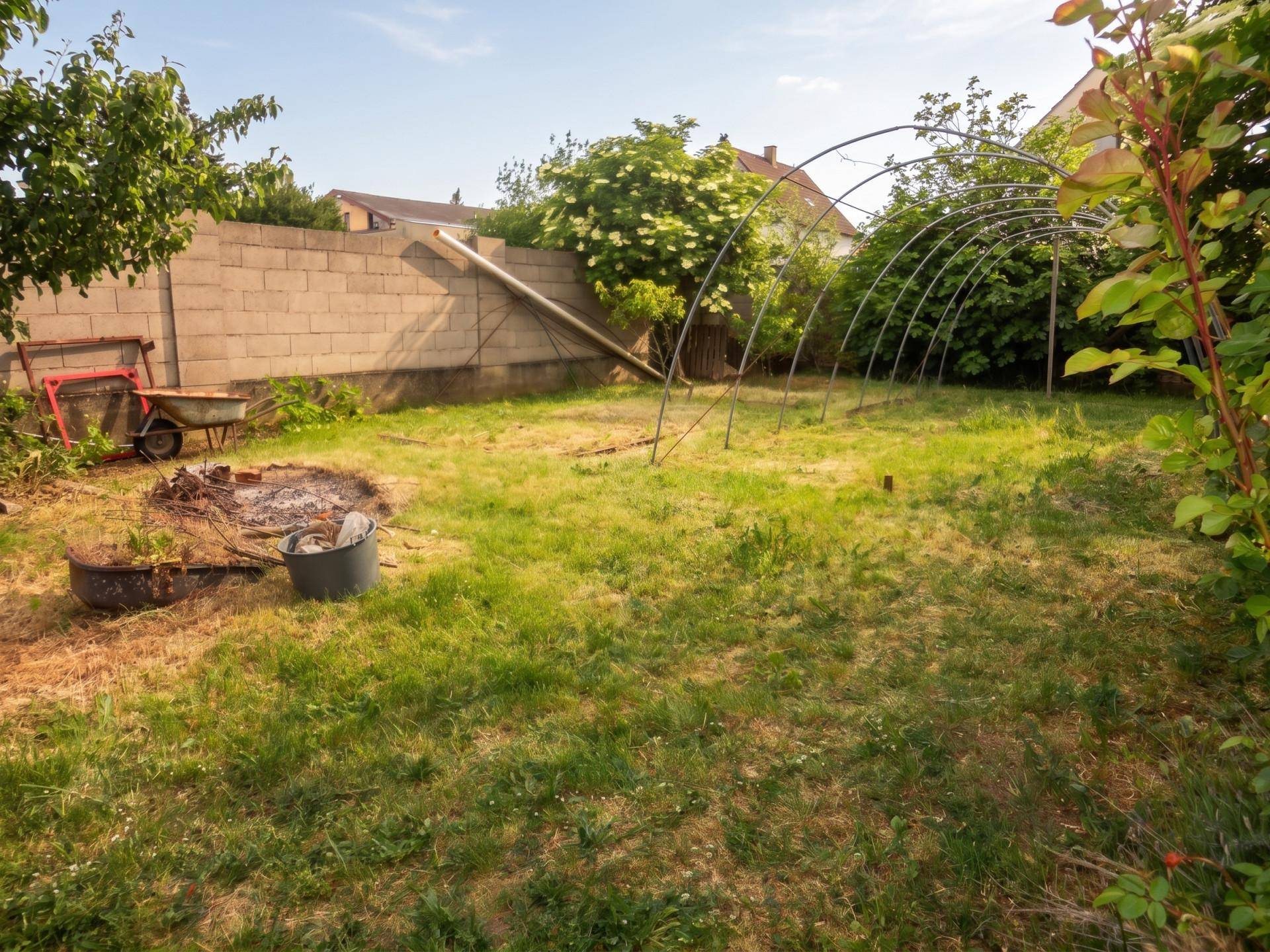 Baugrundstück mit Bestandshalle in attraktiver Lage! - Vista 2