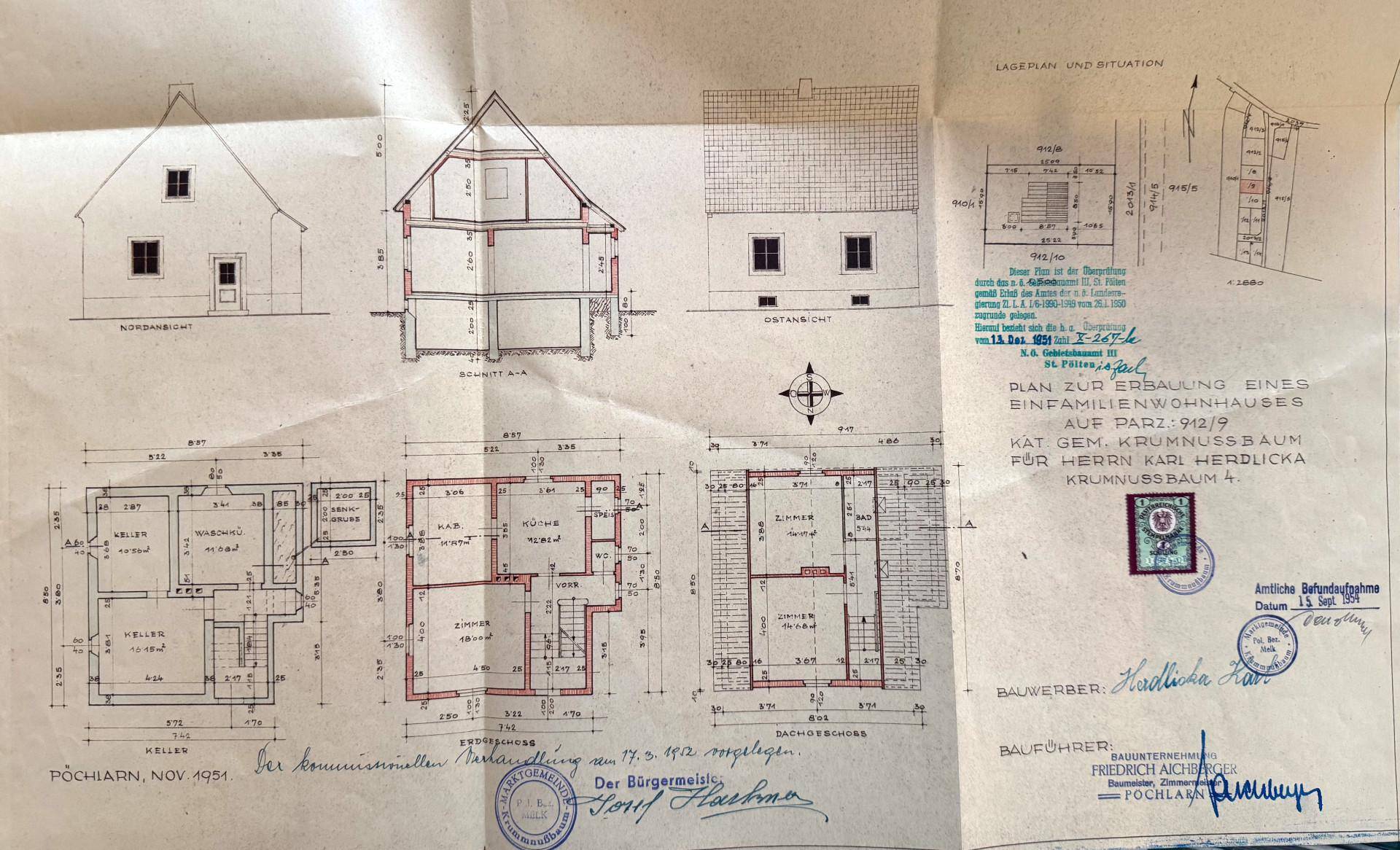 Historischer Bauplan eines Einfamilienhauses mit Grundrissen und Ansichten von 1951.