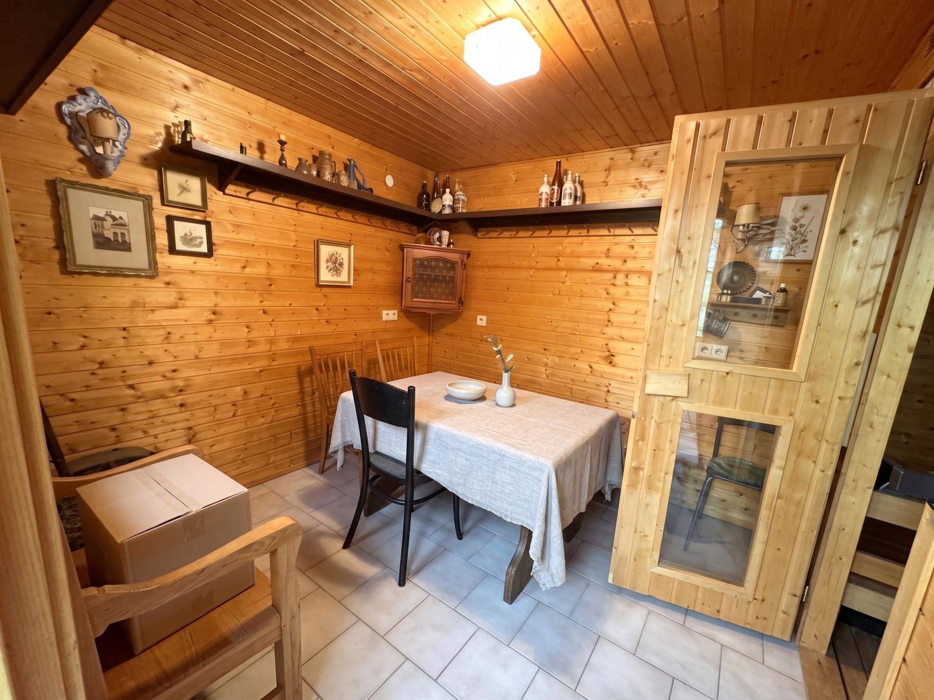 Achtung Preisreduktion! Charmantes Einfamilienhaus mit Pool, Sauna und viel Potenzial! - Widok 3