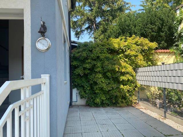 Familienhaus im begehrten Zehnerviertel! Top Zustand - sofort bezugsfertig! - Ansicht 2
