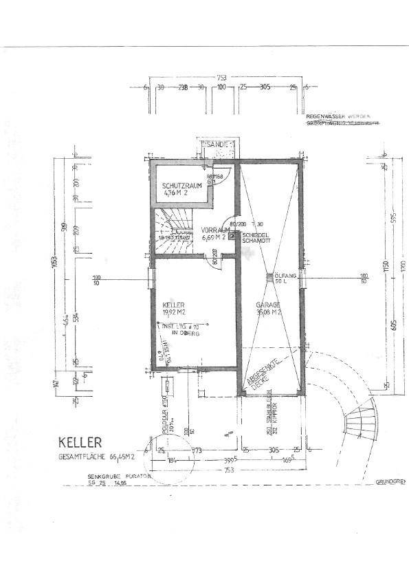 Grundriss des Kellers mit Schutzraum, Vorratsraum und Garage.